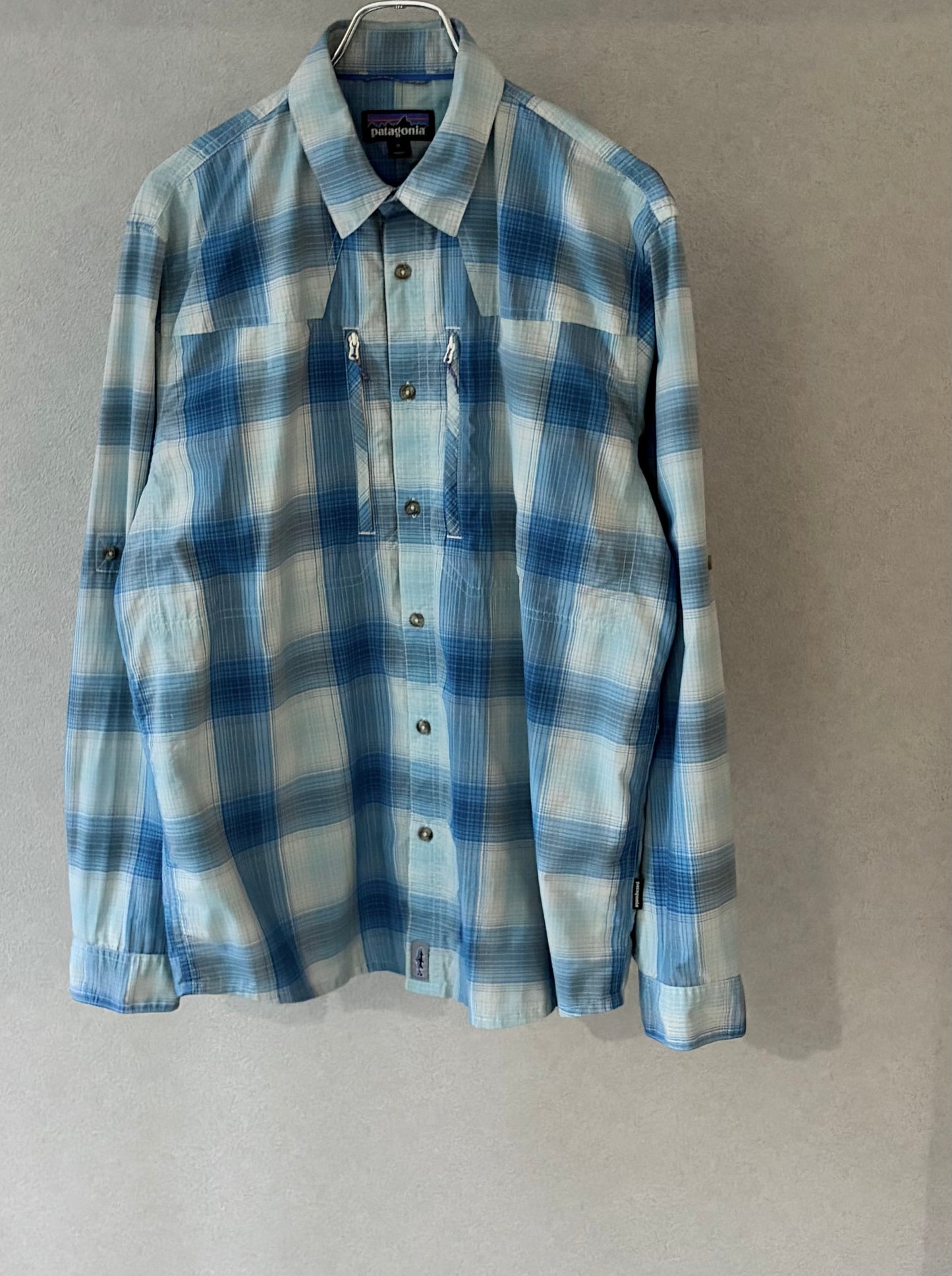 10's patagonia nylon shirt