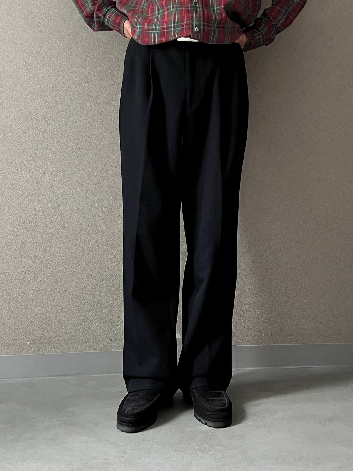 90's BANANA REPUBLIC wool × nylon slacks "Made in ITALY"