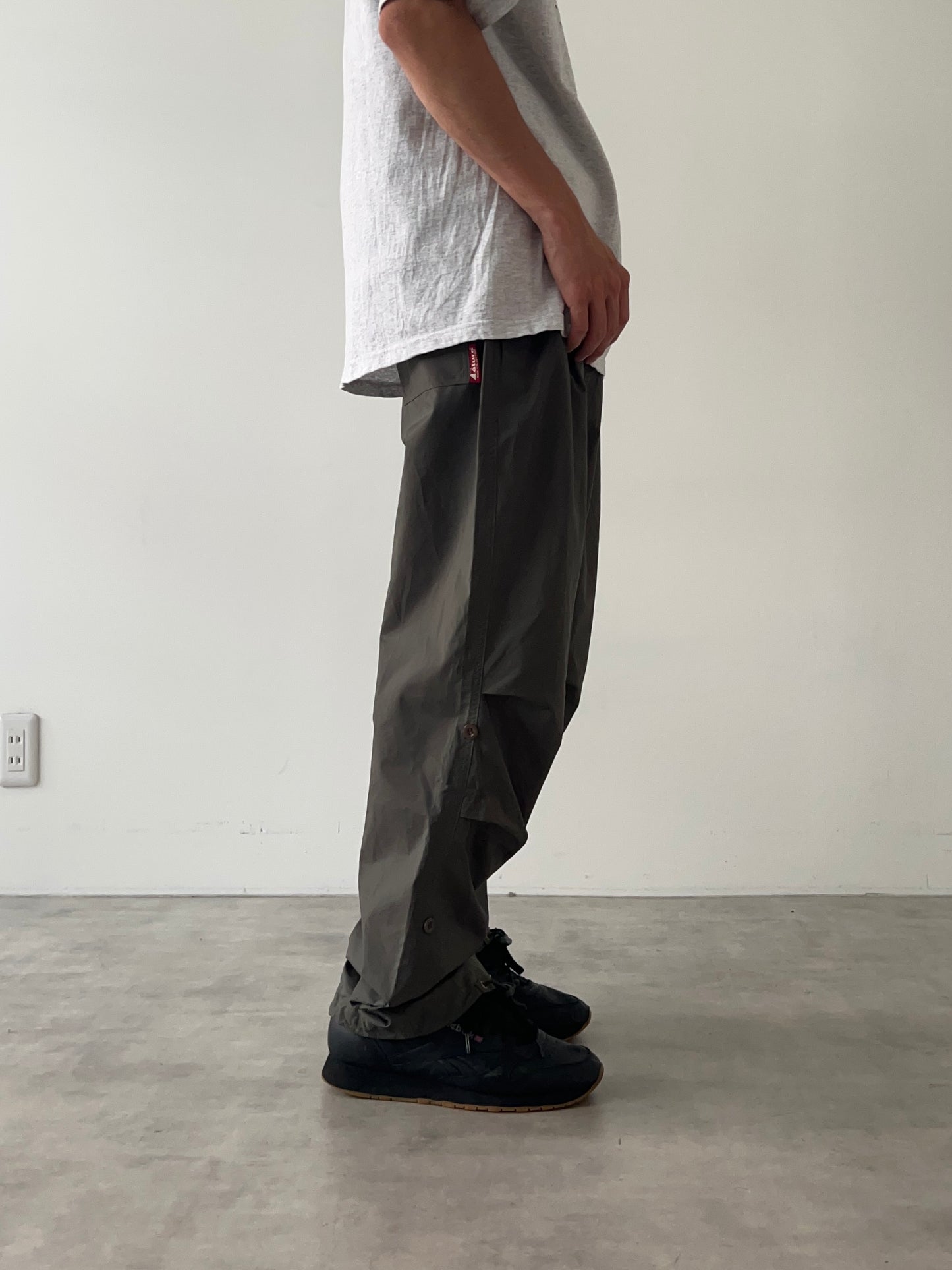 00's nature nylon pants