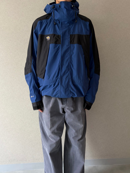 90's〜 MOUNTAIN HARDWEAR nylon jacket