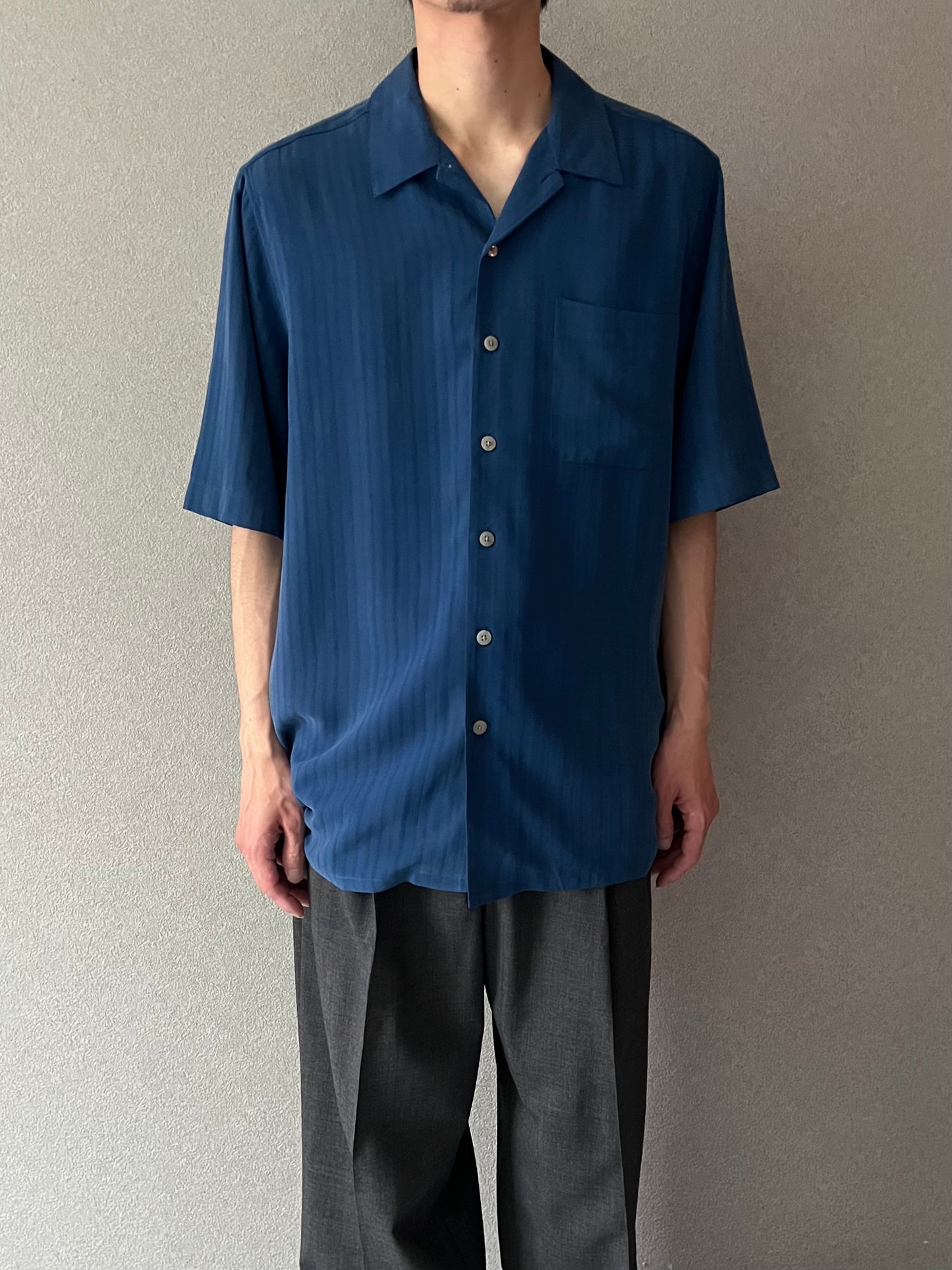 00's croft&barrow open collar silk shirt