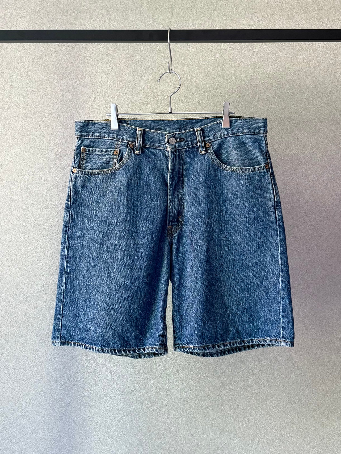 00's Levi's 550 denim shorts