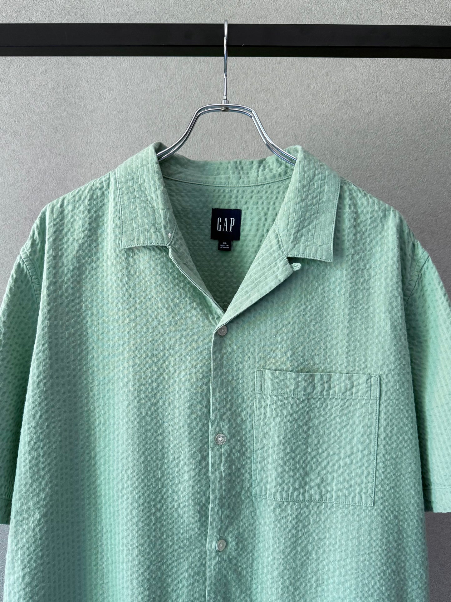 00's GAP seersucker open collar shirt