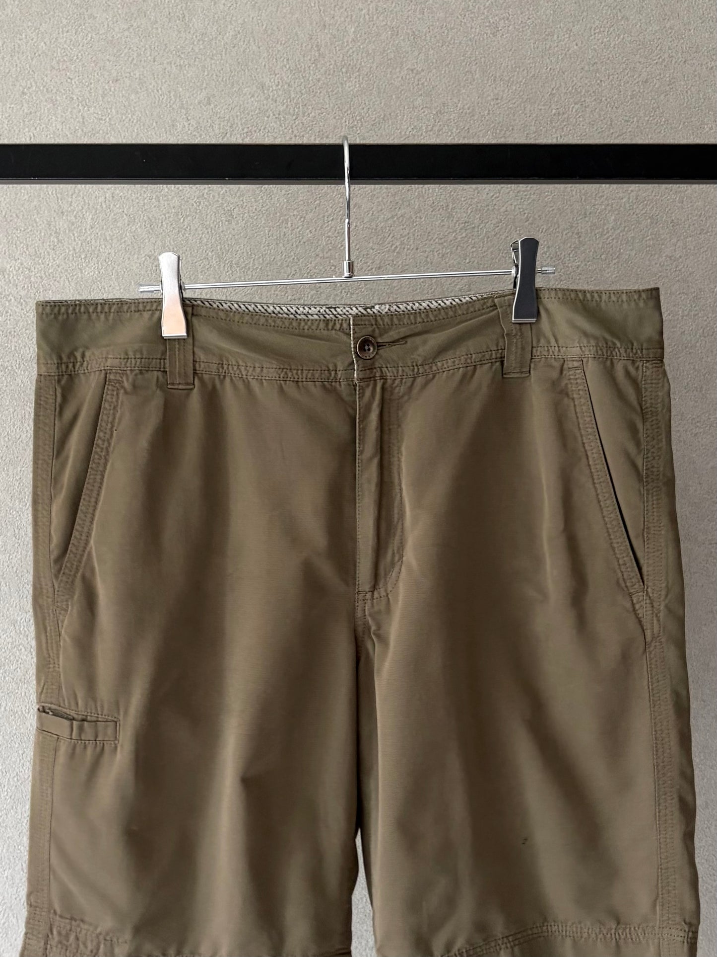 00's ROYAL ROBBINS utility shorts