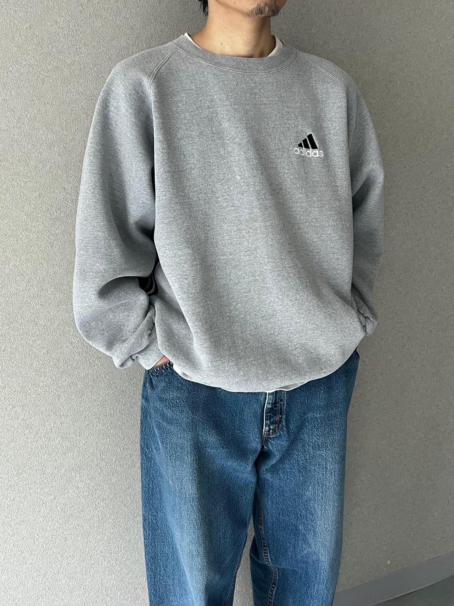 90's adidas sweater "Made in USA"
