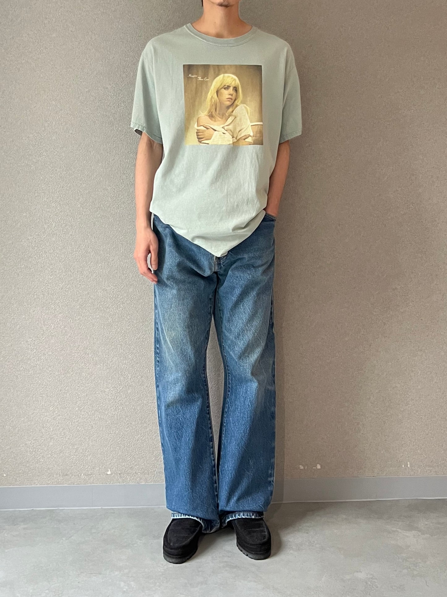 20's Billie Eilish music t-shirt