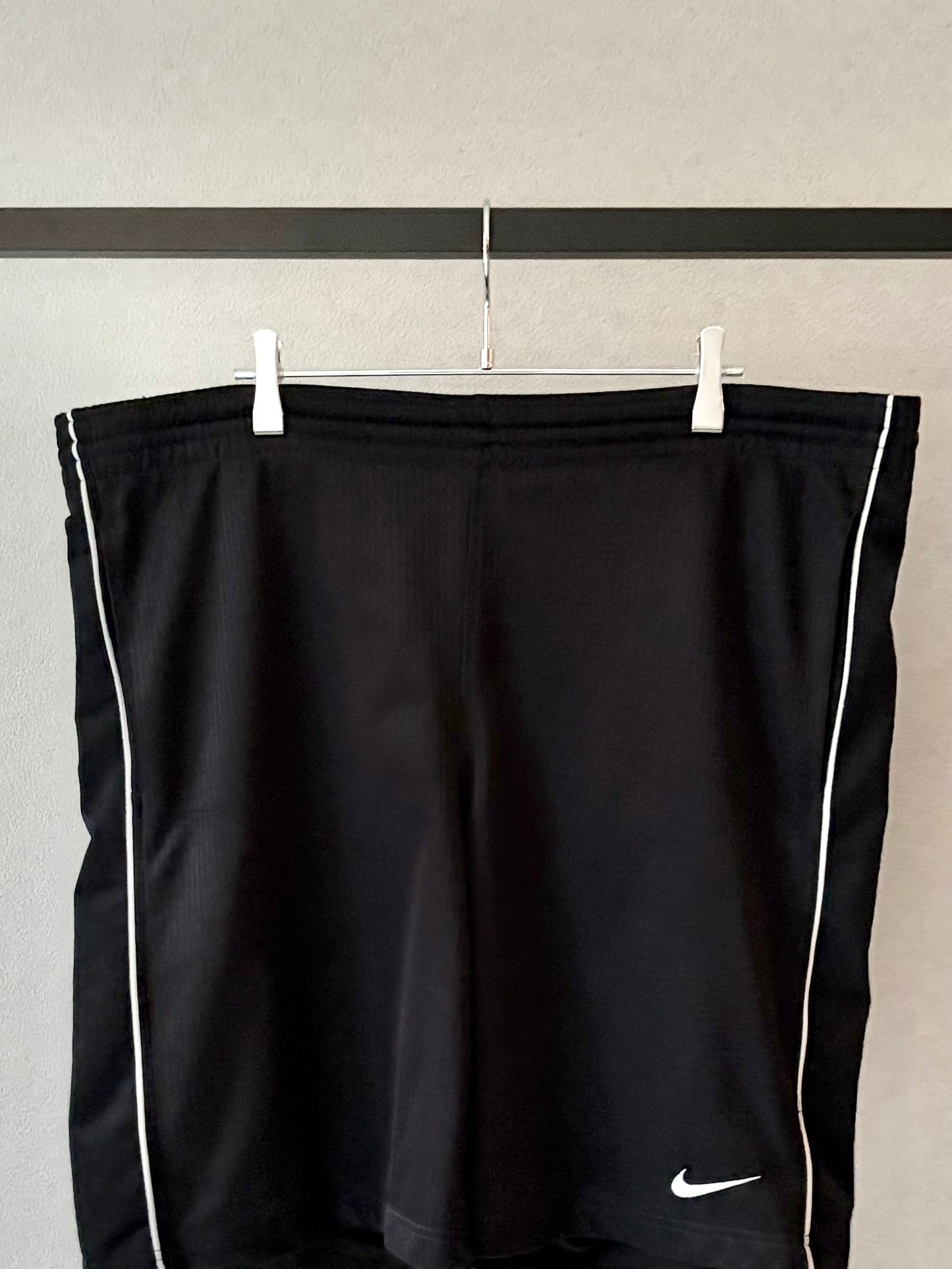 00's NIKE basketball shorts