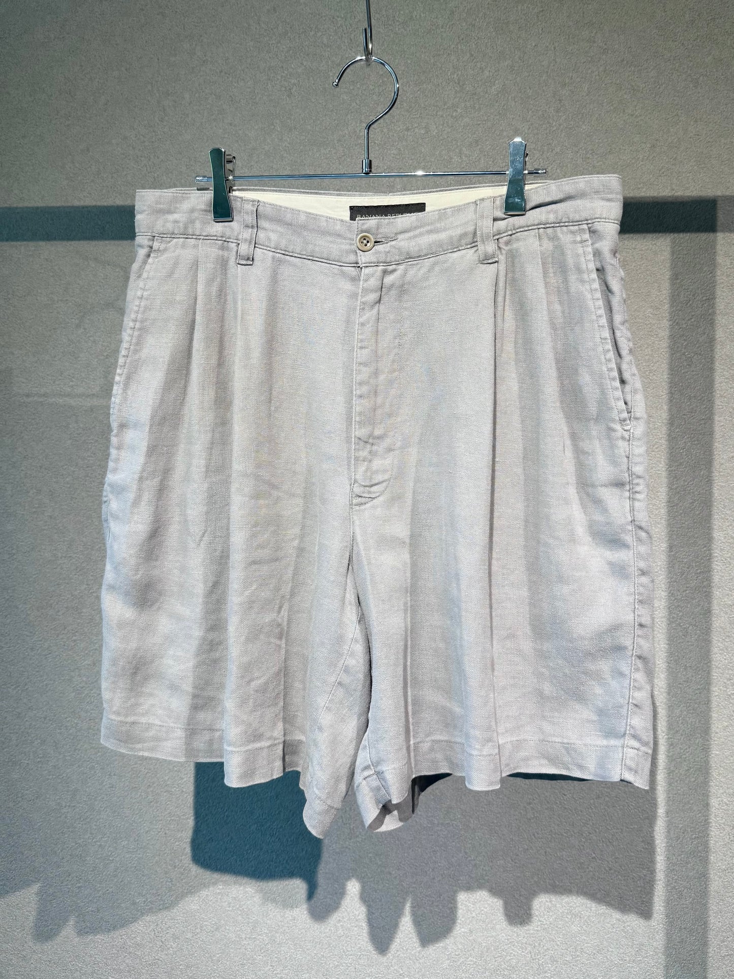 00's BANANA REPUBLIC linen shorts