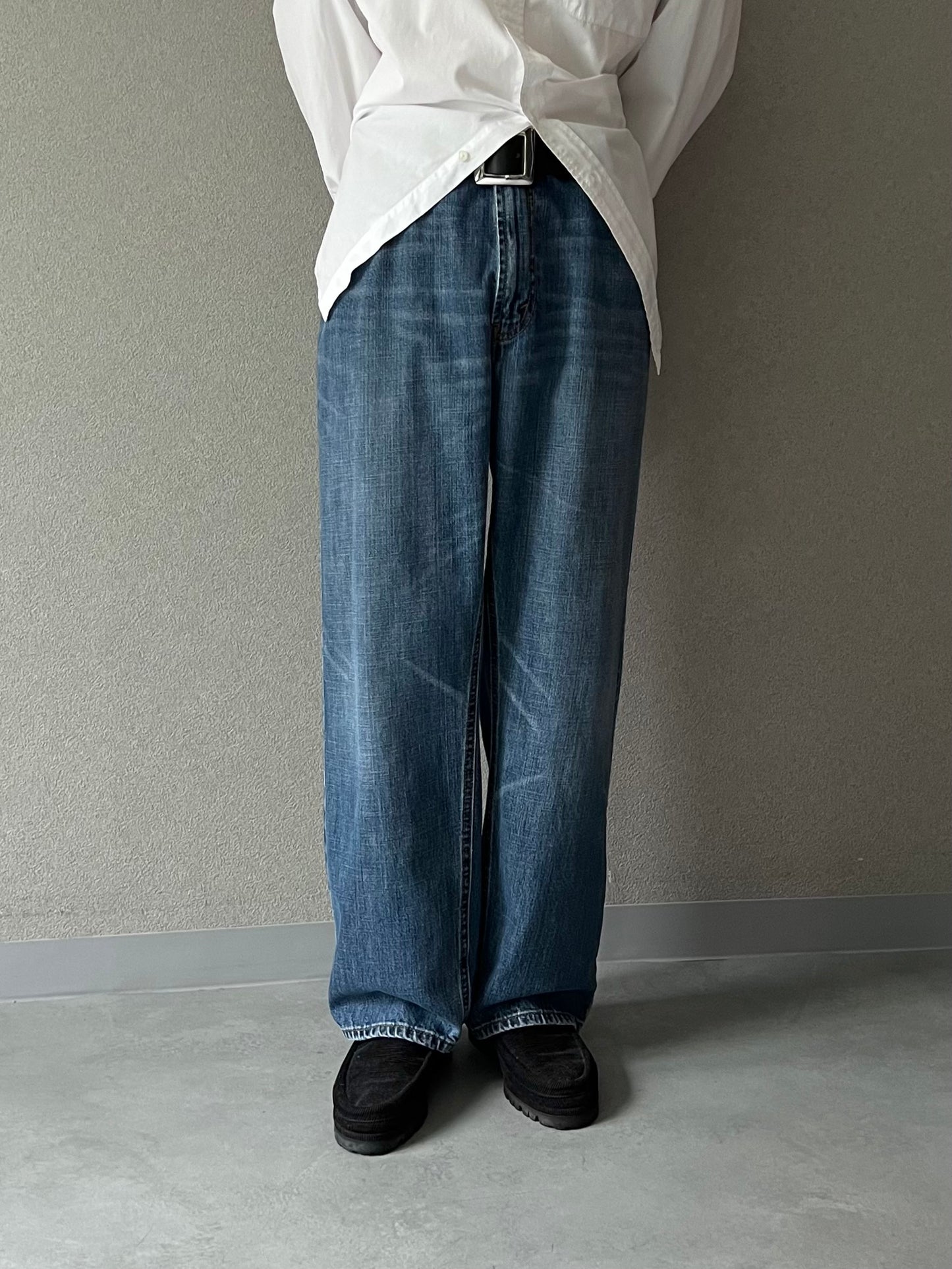 00's Levi's 559 demim pants