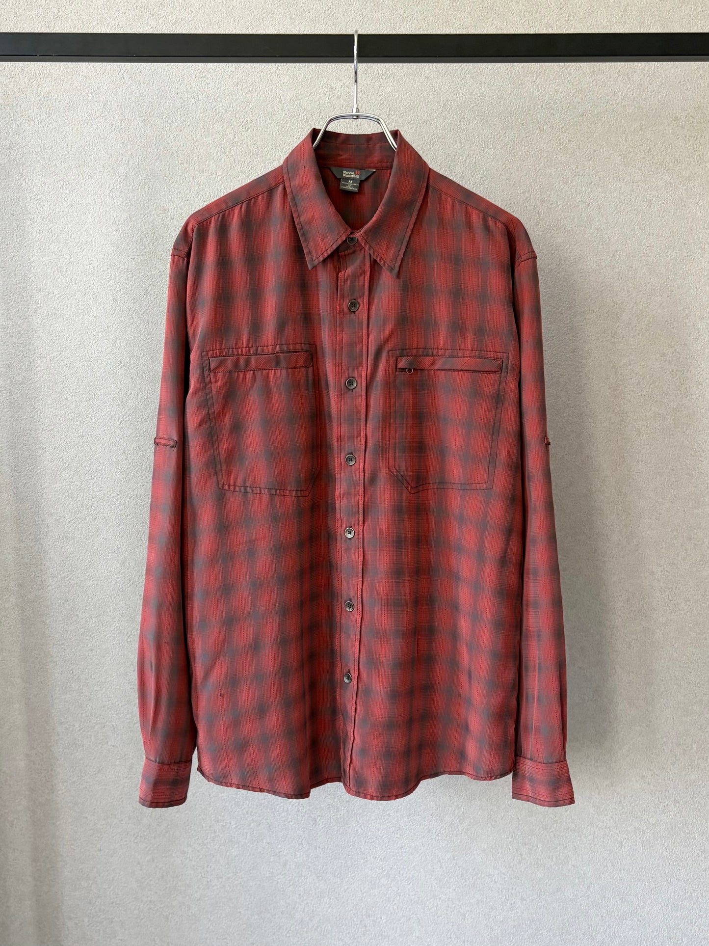 00's Royal Robbins rayon shirt