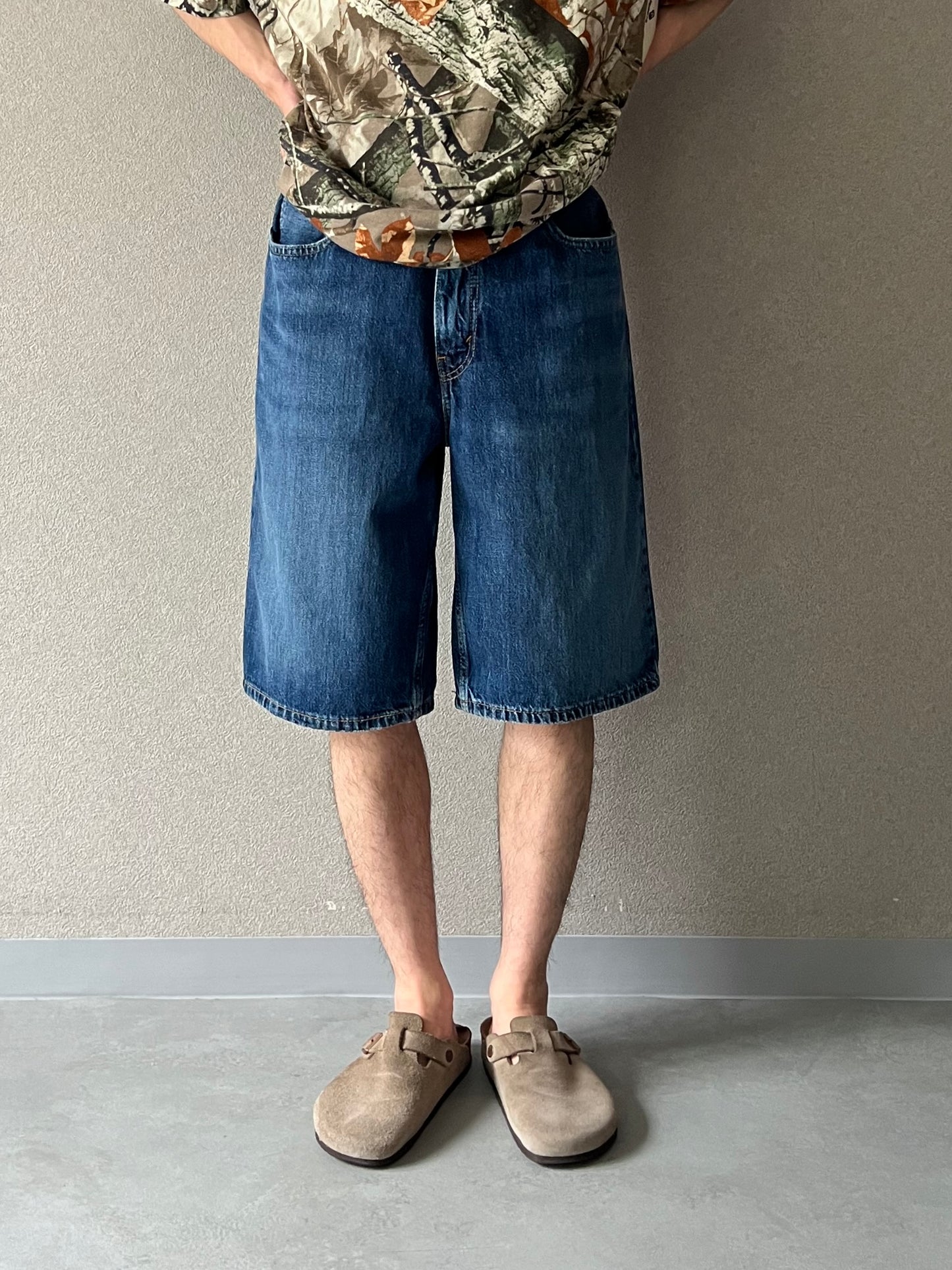 00's Levi's 469 denim shorts