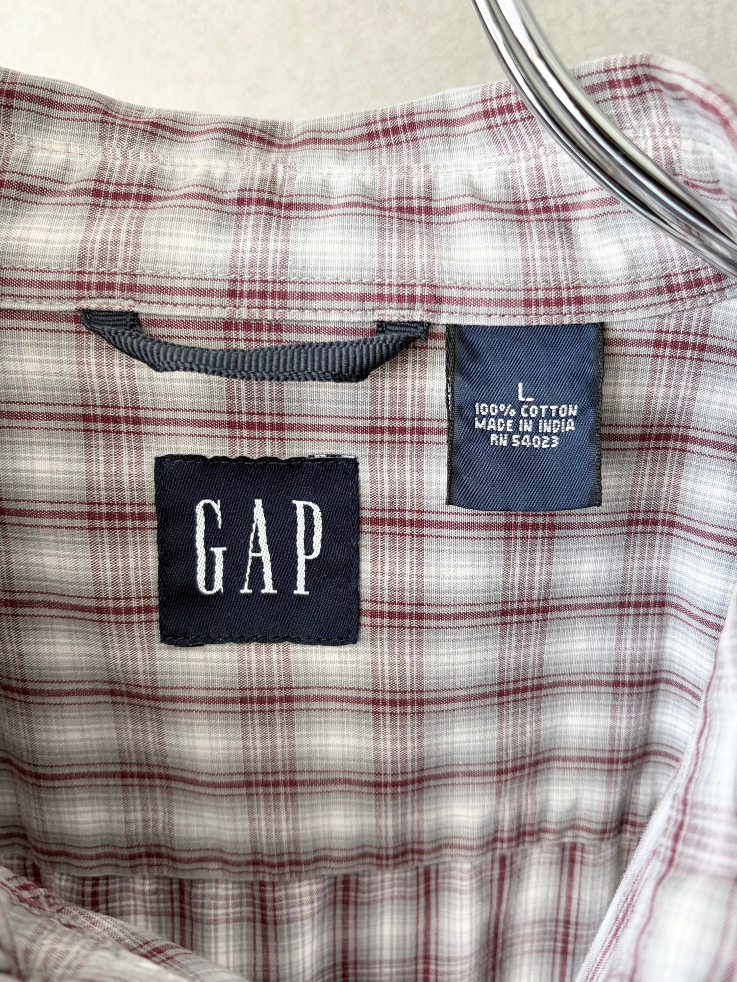 00's GAP shirt