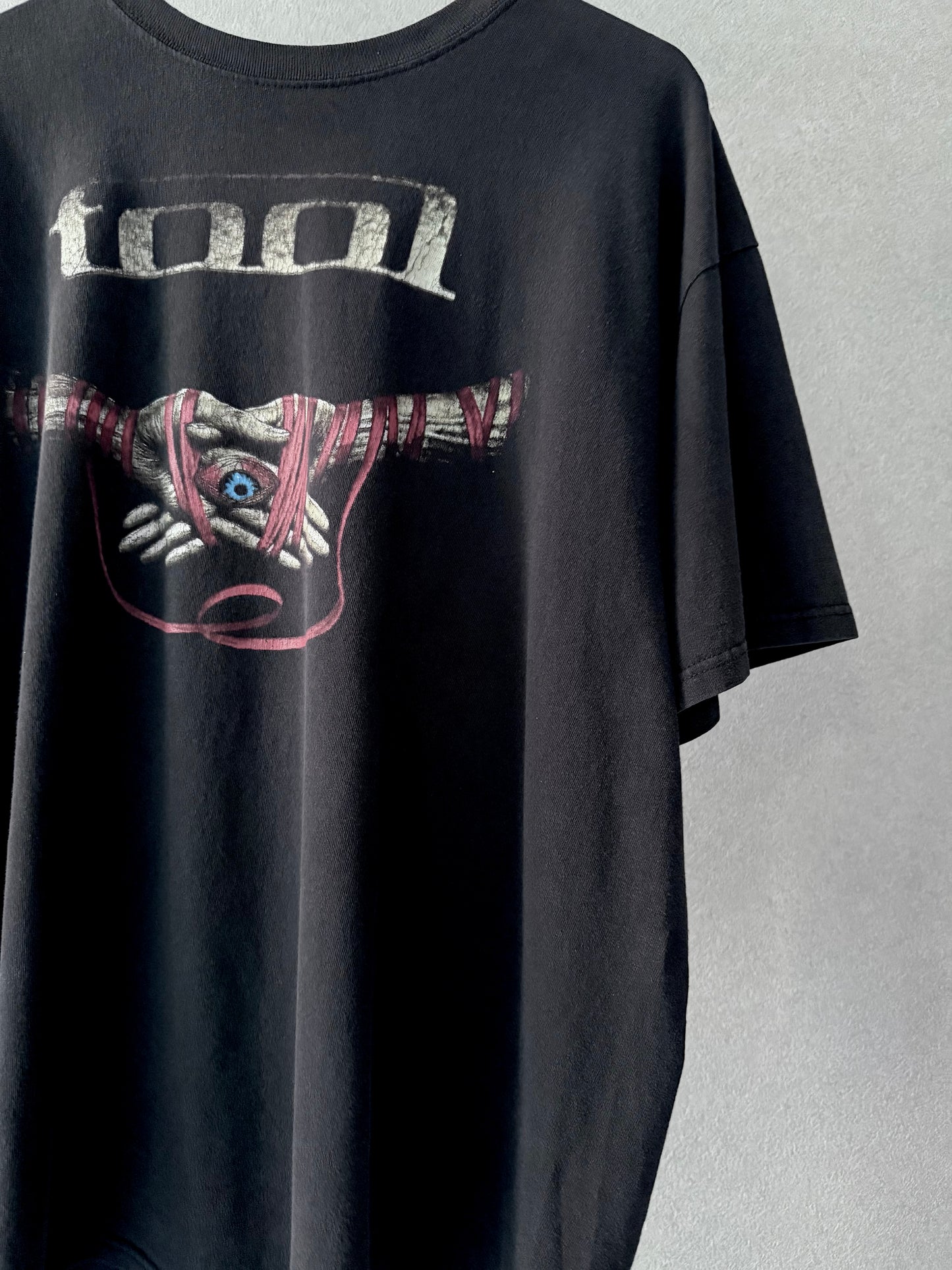 00's TOOL music t-shirt