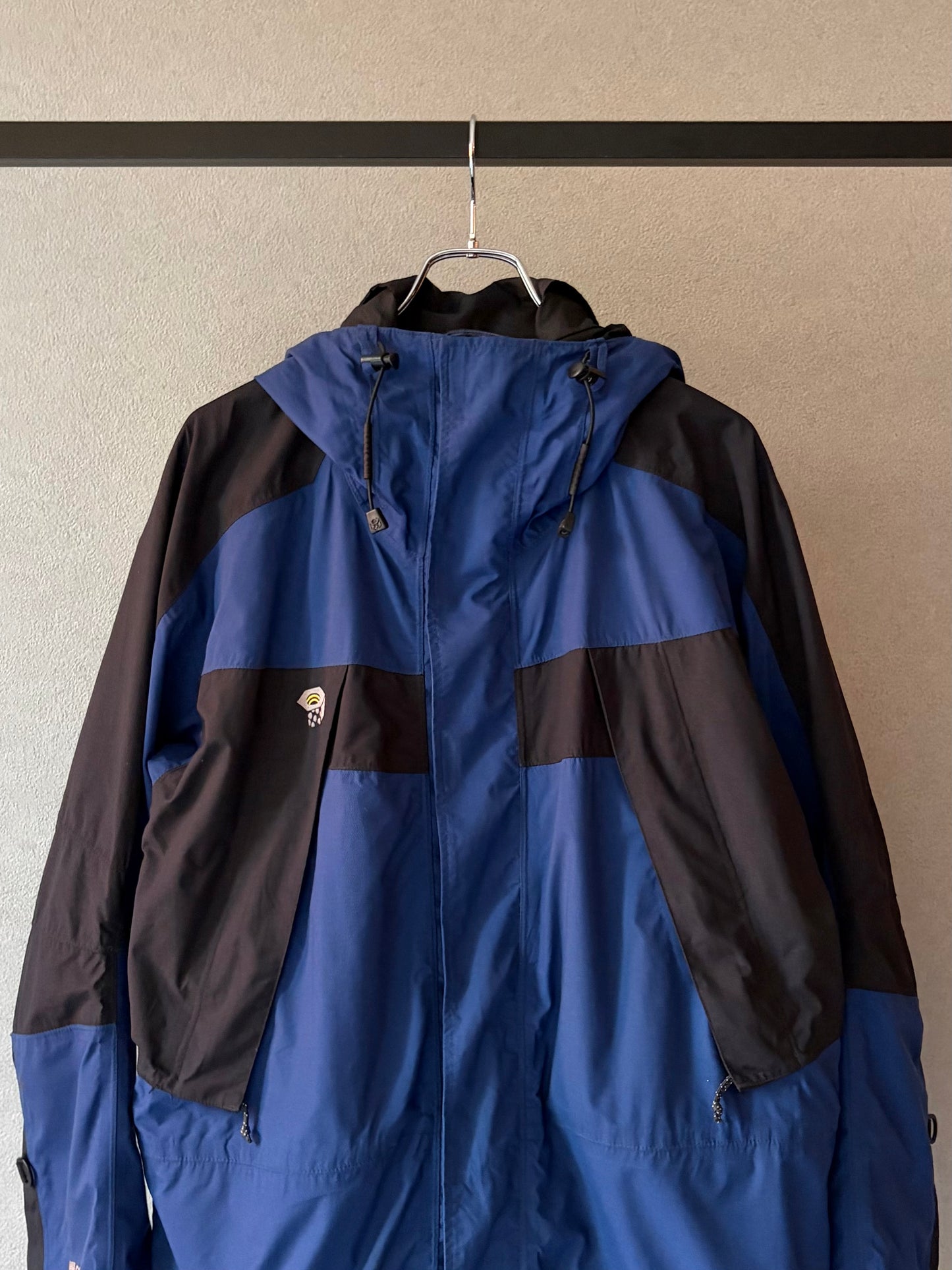 90's〜 MOUNTAIN HARDWEAR nylon jacket