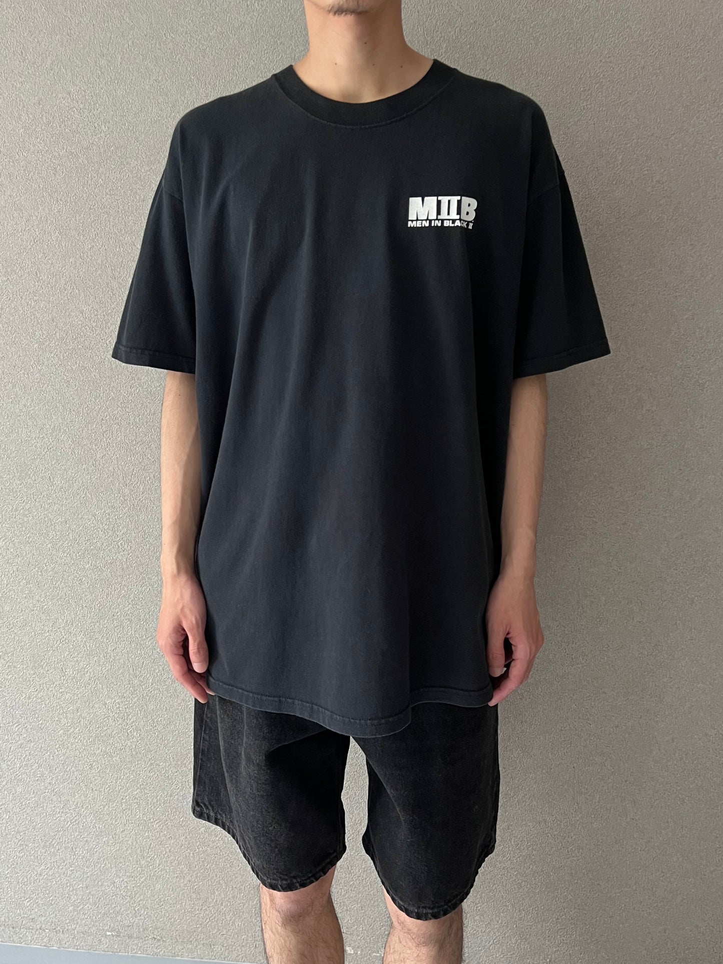 00's MEN IN BLACK II movie t-shirt