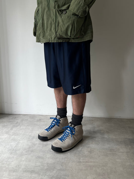 00's NIKE basketball shorts