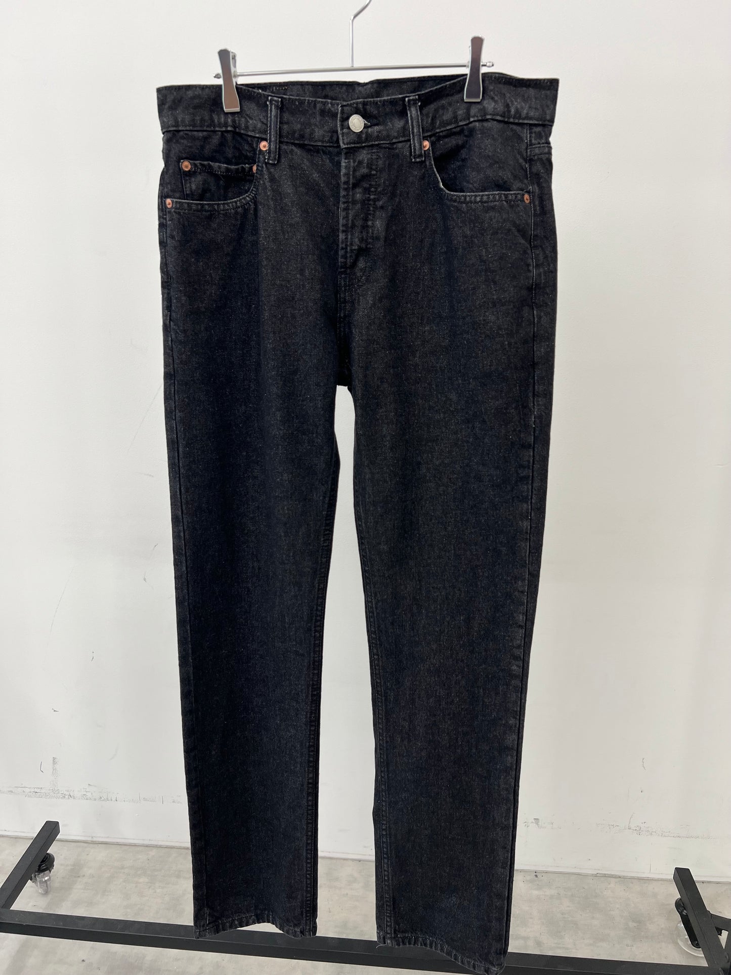 00's Levi's 501 black denim "Yarn Dyed"