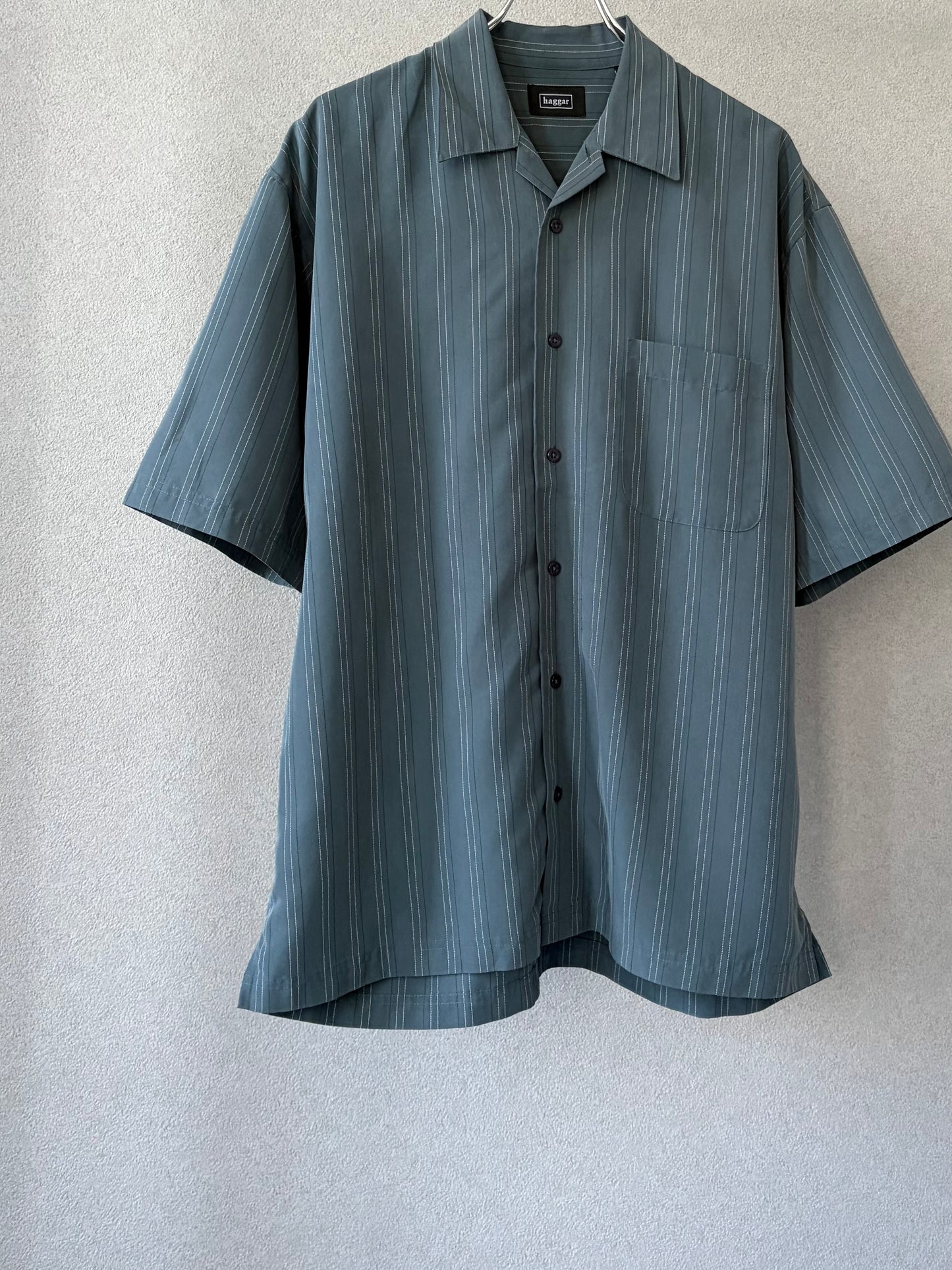 00's haggar open collar shirt