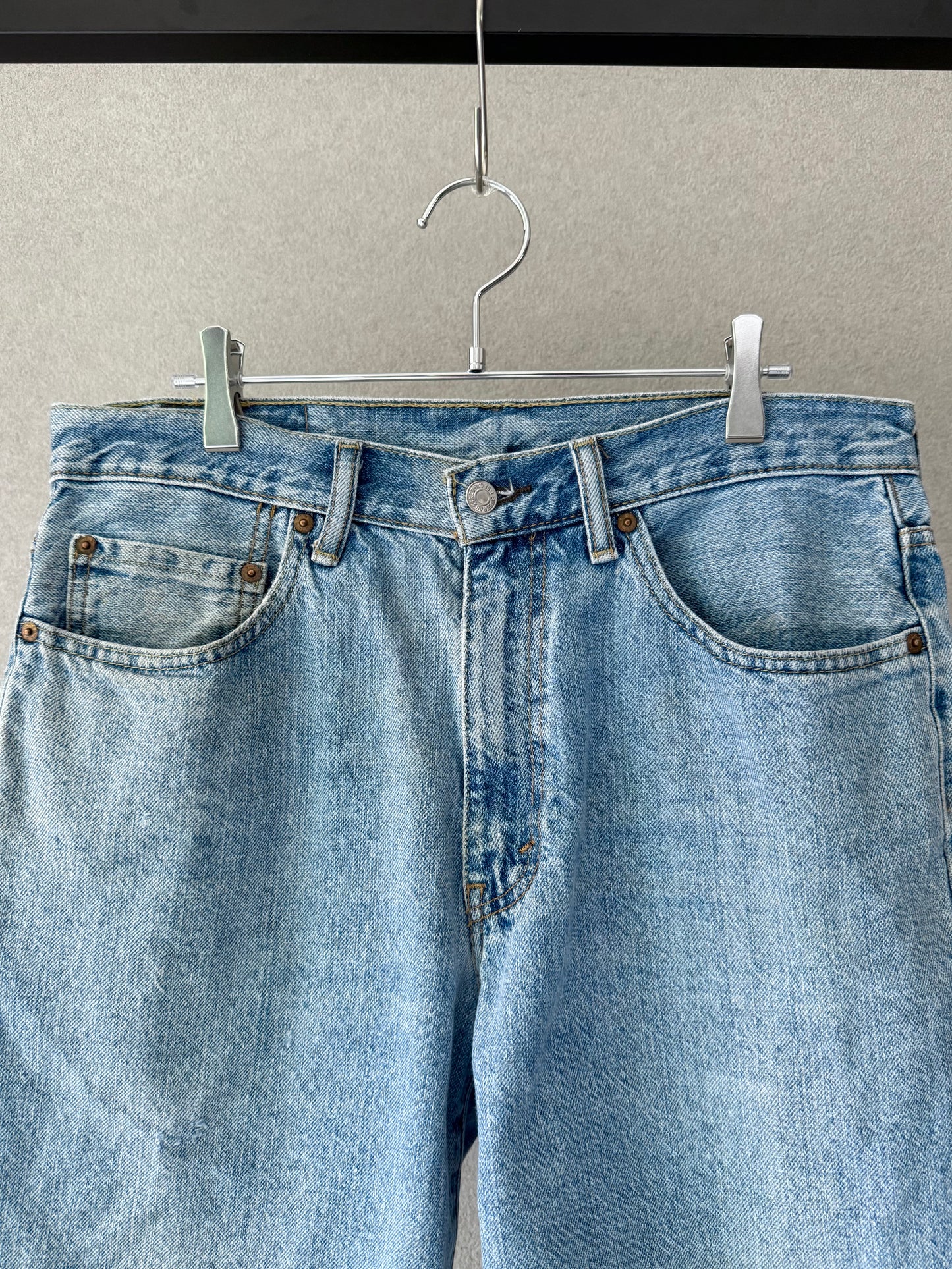 00's Levi's 550 denim shorts