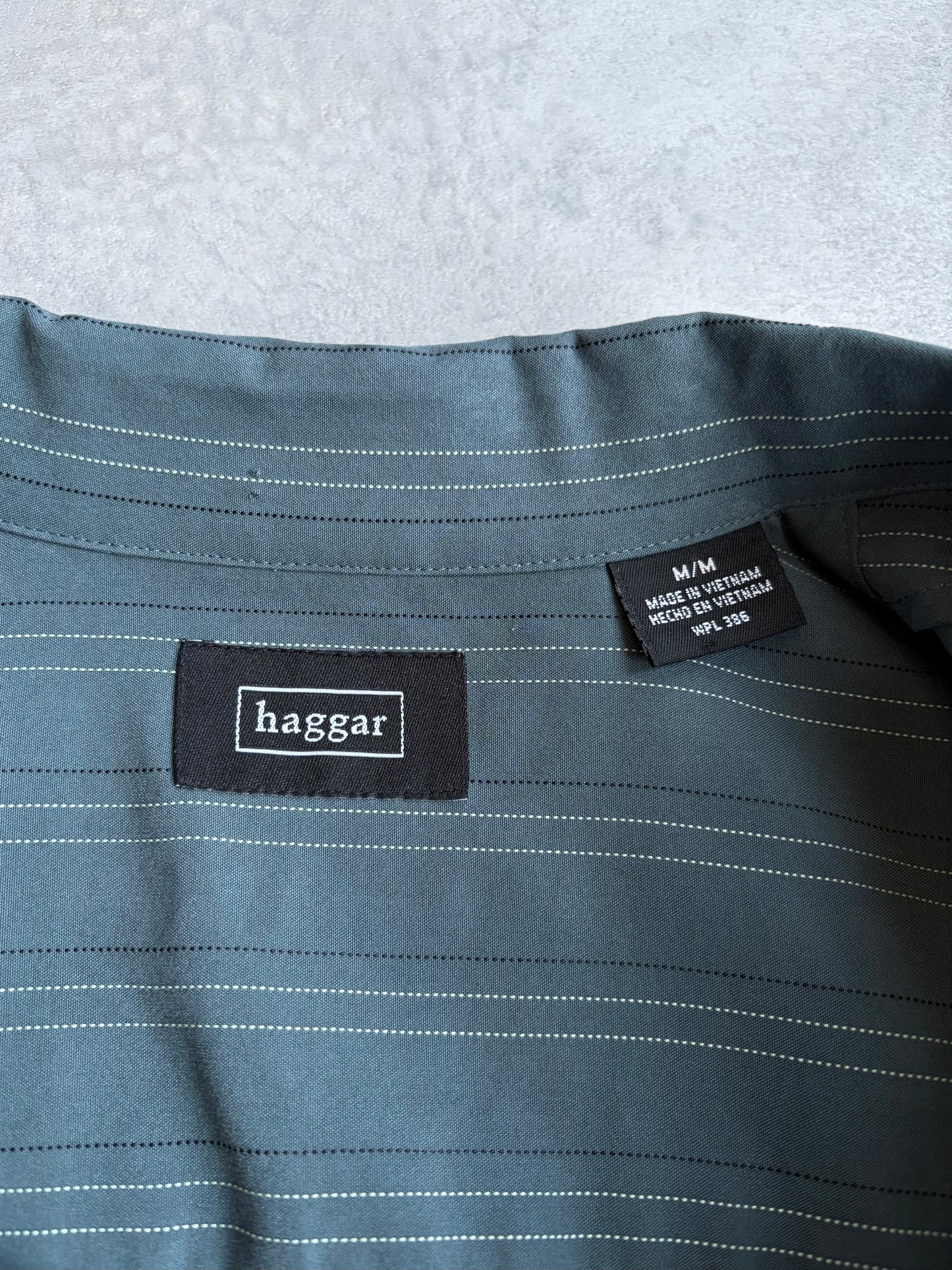 00's haggar open collar shirt
