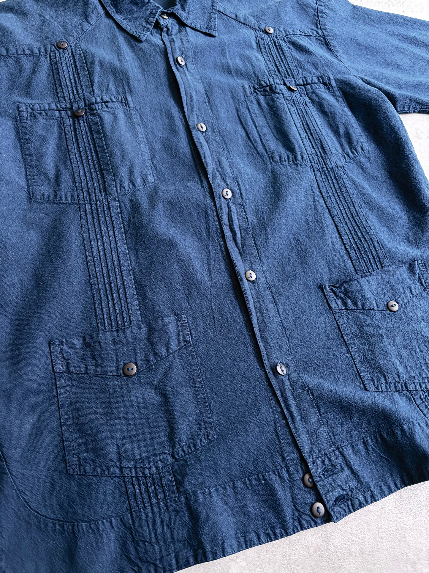 90's HIXCATL guayabera shirt
