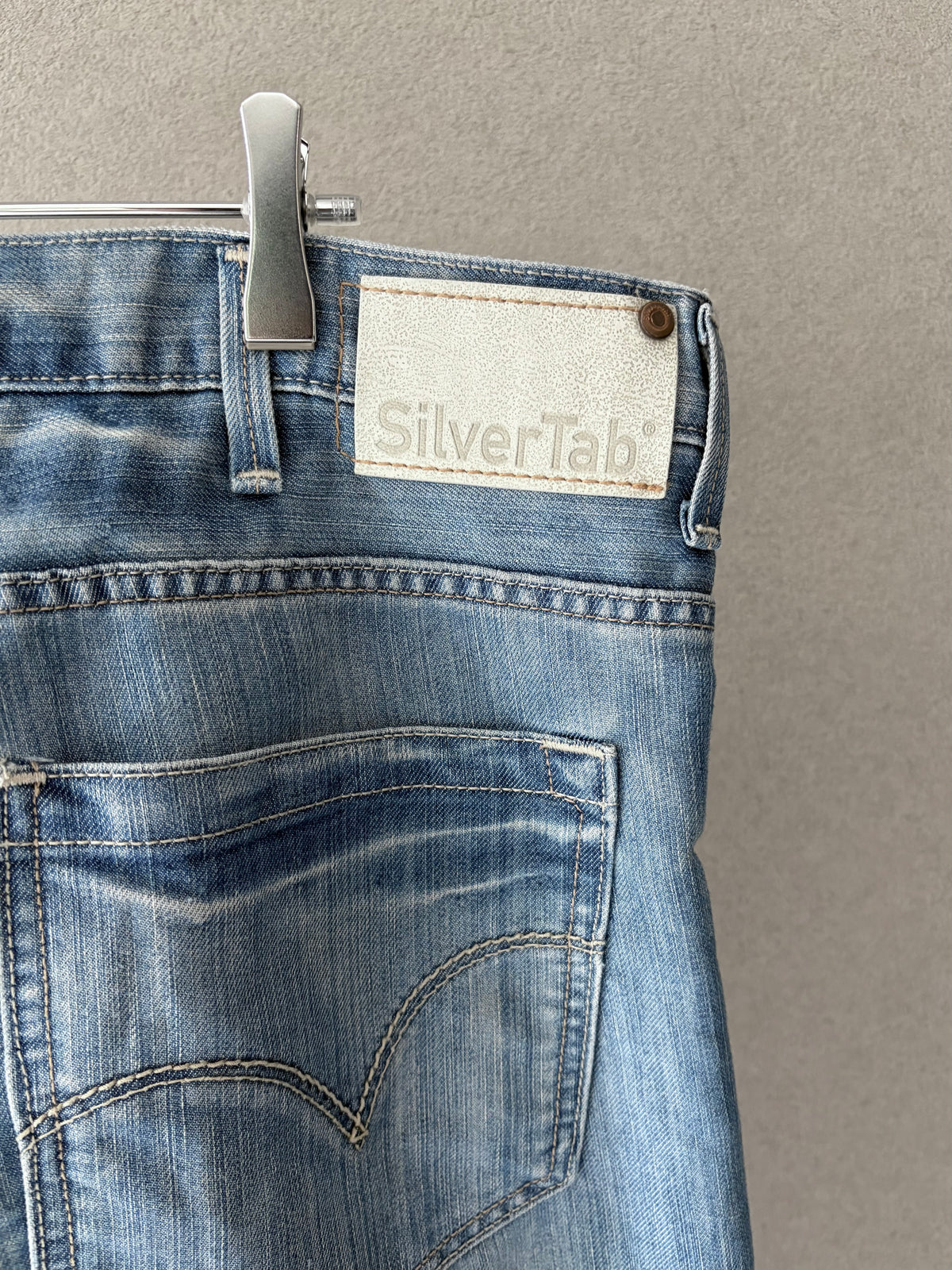 00's Levi's silverTab denim pants