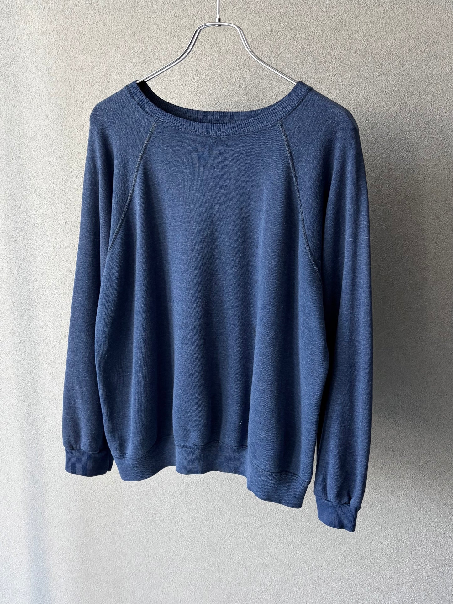 70's UNKNOWN VINTAGE sweater