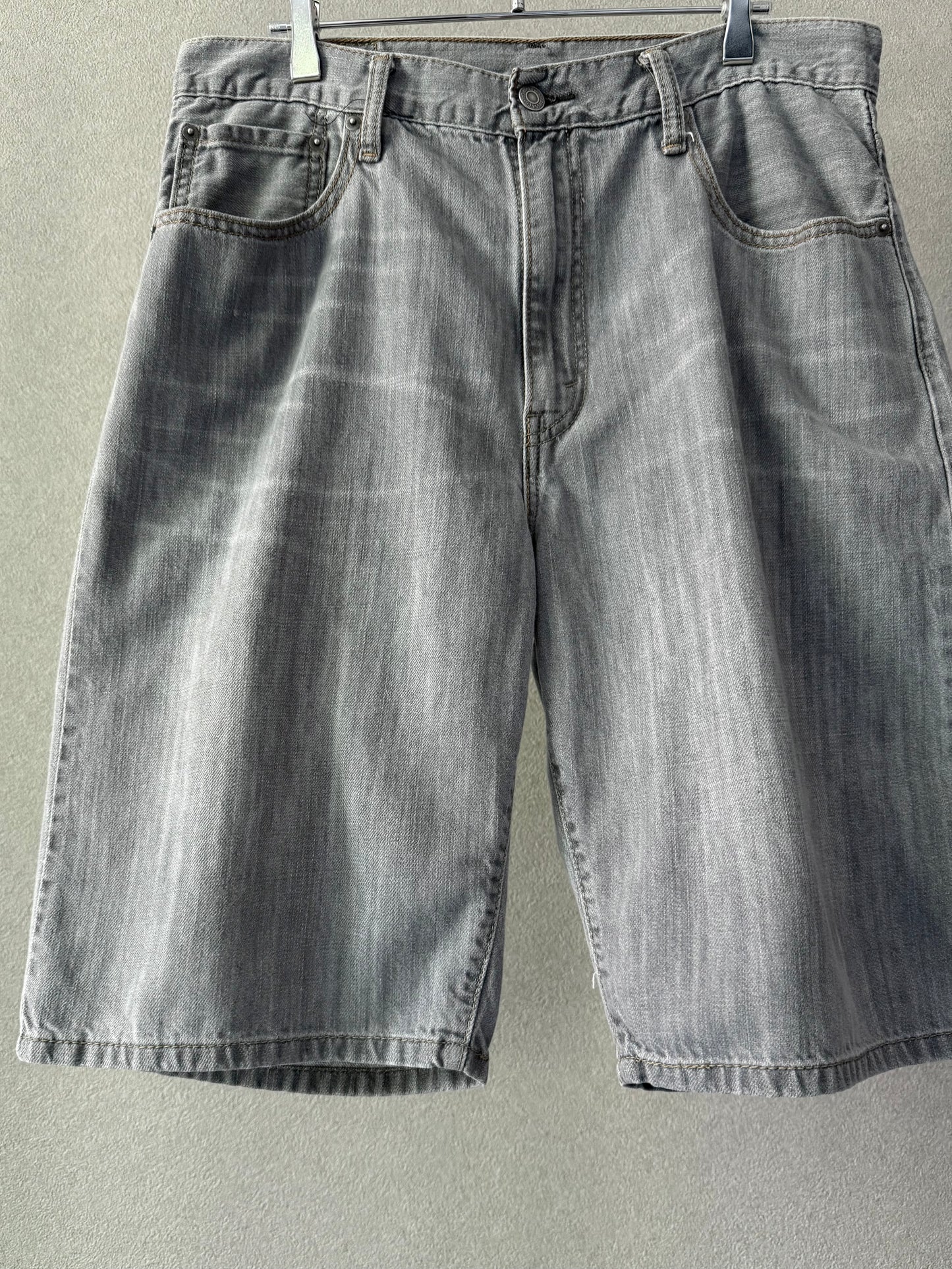 00's Levi's 569 denim shorts