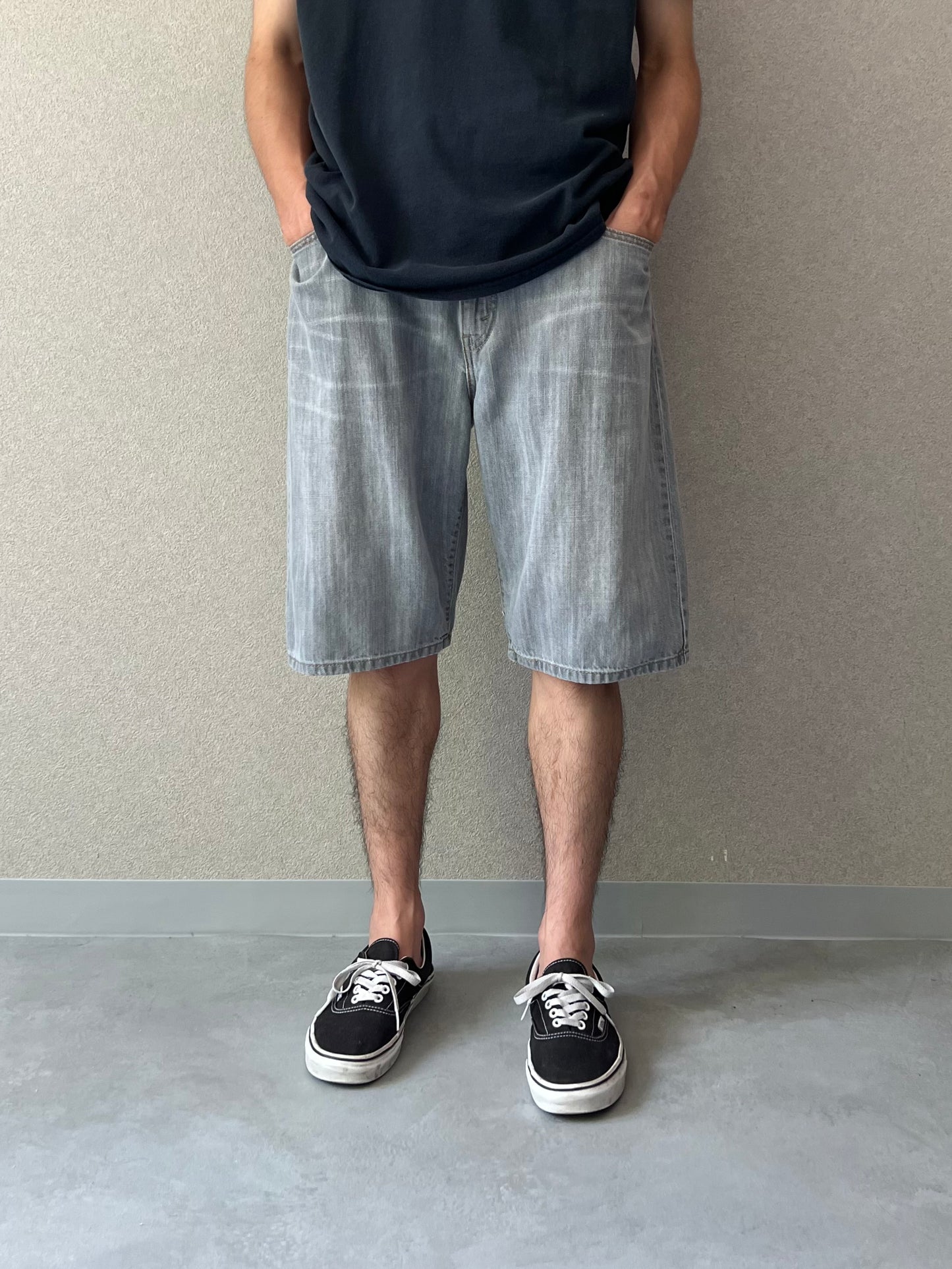 00's Levi's 569 denim shorts
