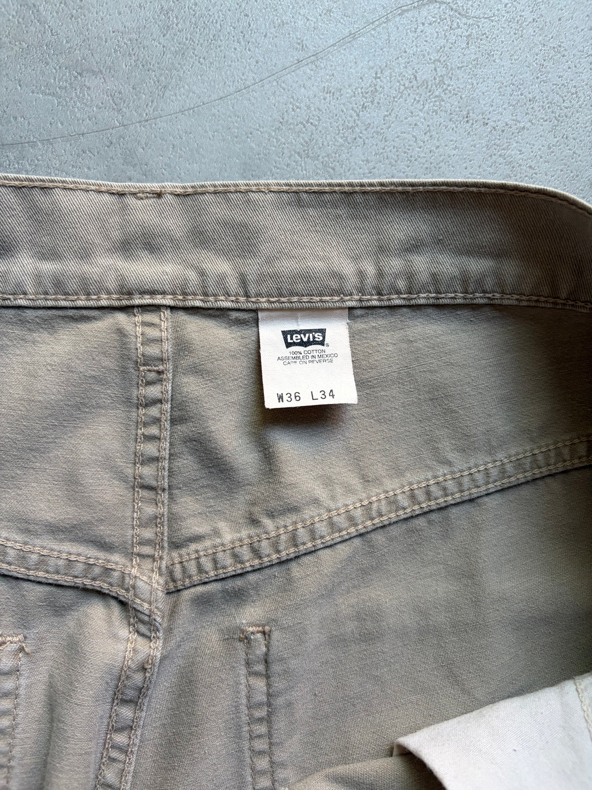 90's Levi's L2 painter pants