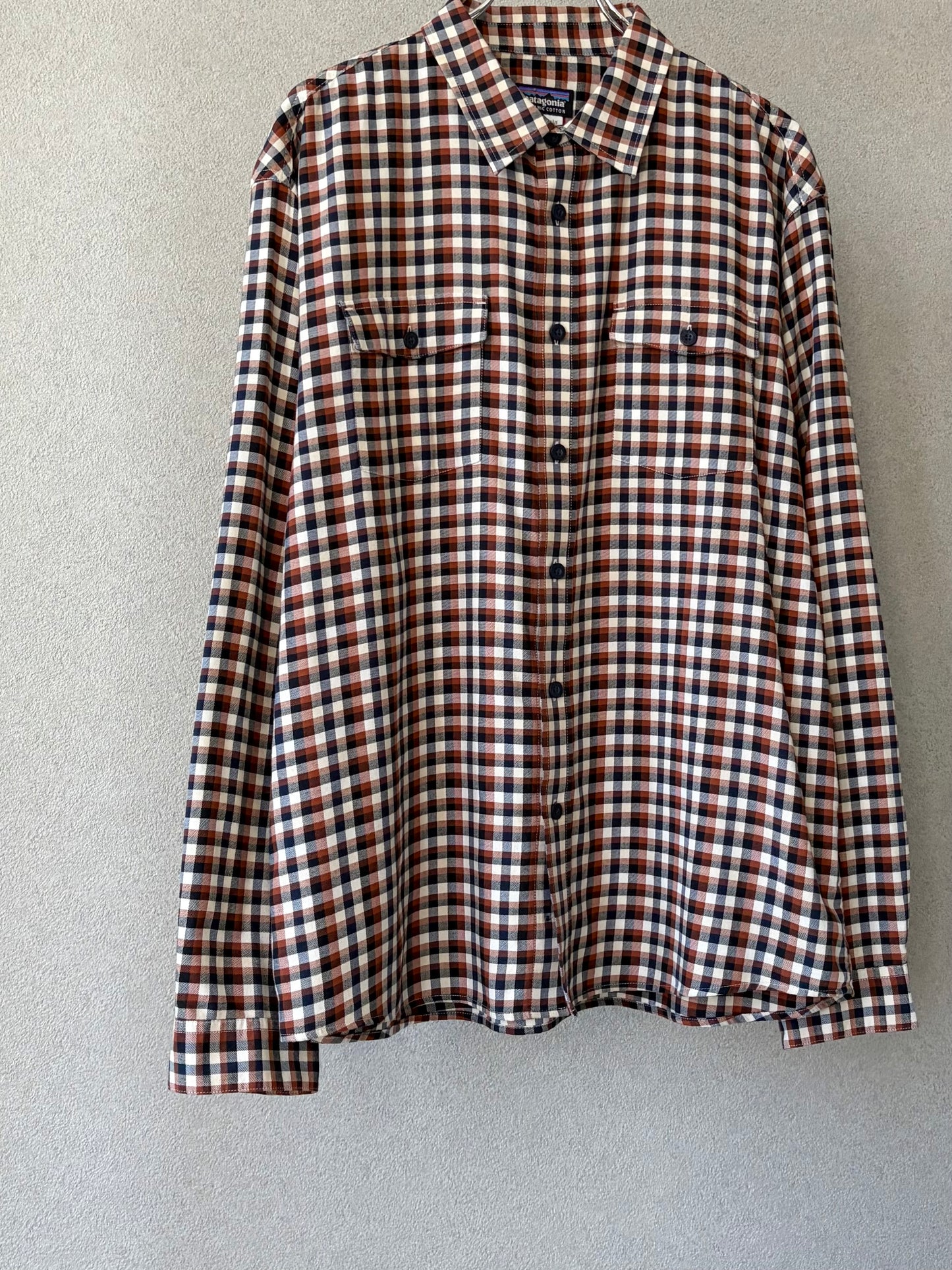 00's patagonia shirt