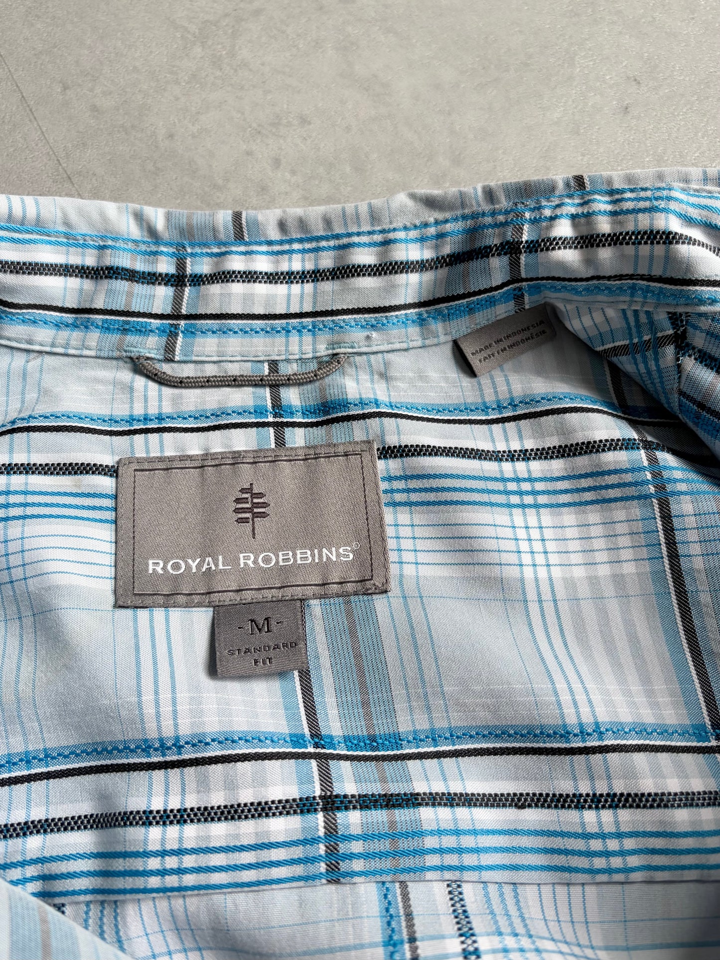 00's ROYAL ROBBINS rayon shirt
