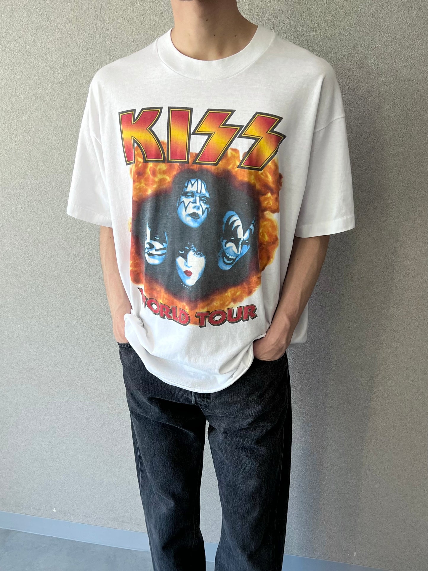 90's KISS music t-shirt