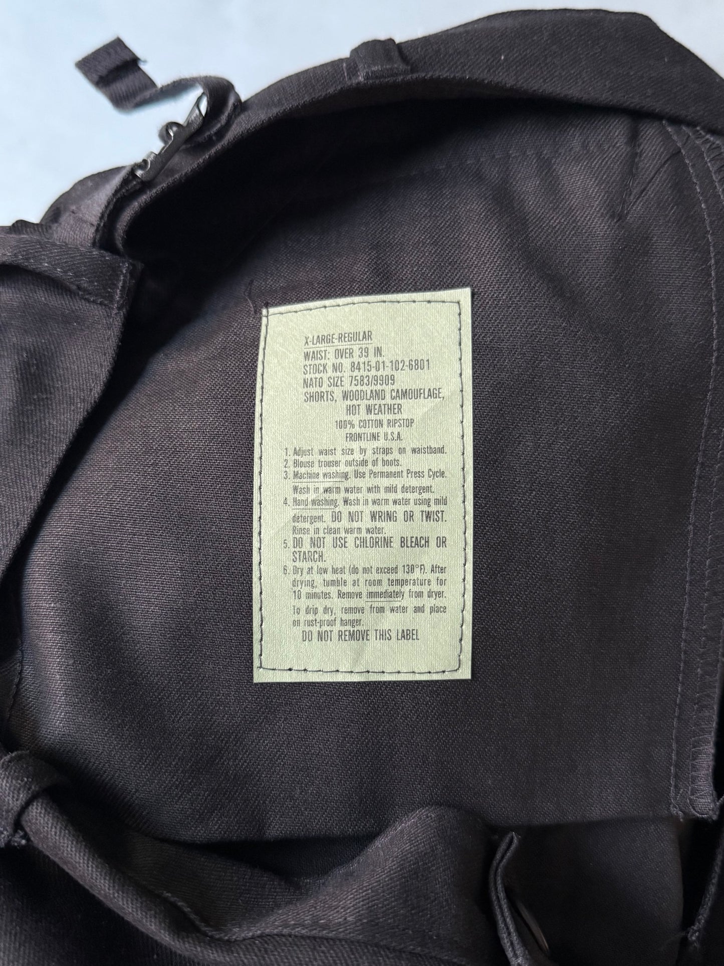 00's US.ARMY cargo shorts "DEAD STOCK"