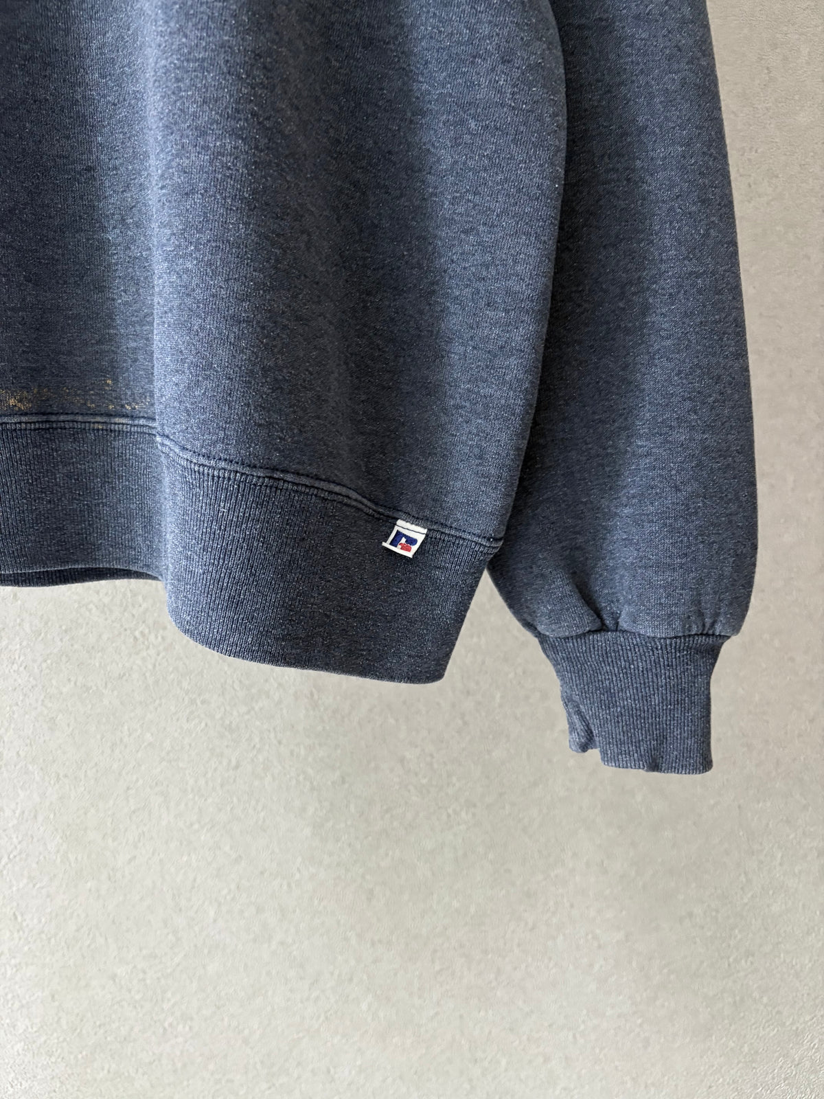 90's RUSSELL sweater "Made in USA"