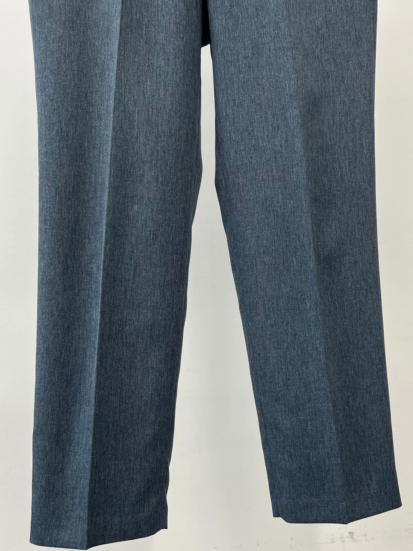 90's Levi's action slacks