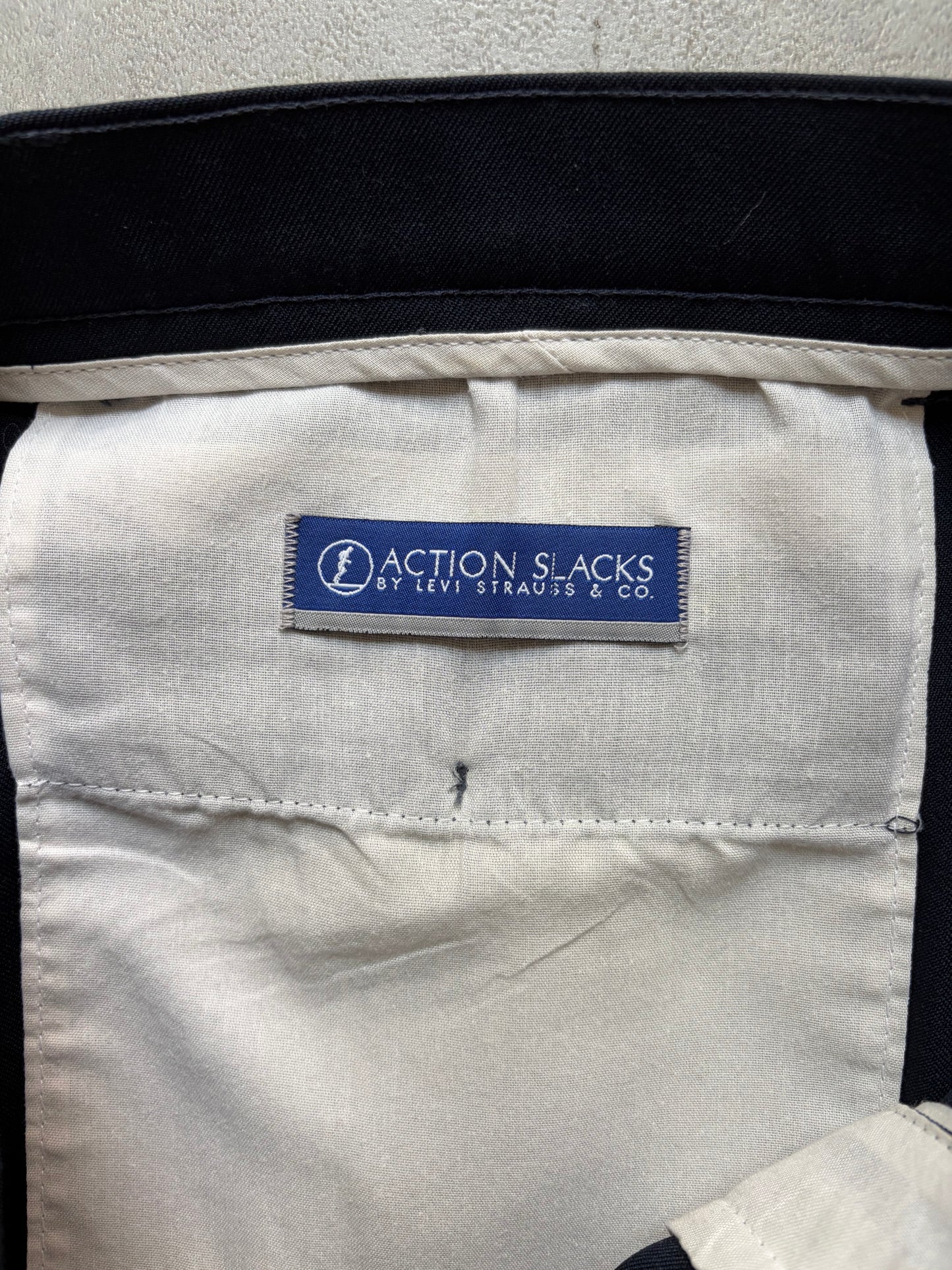 90's Levi's action slacks