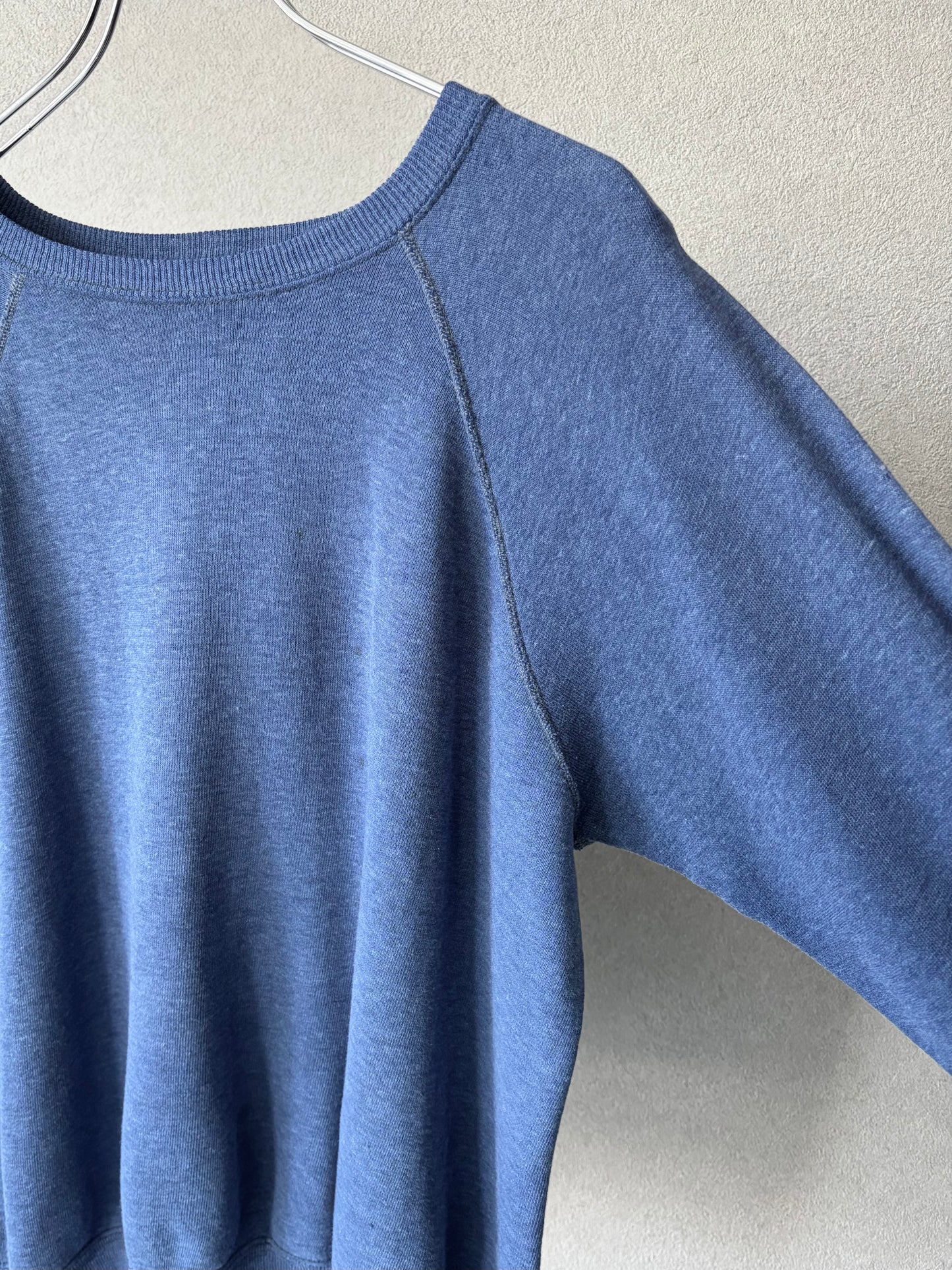 70's UNKNOWN VINTAGE sweater