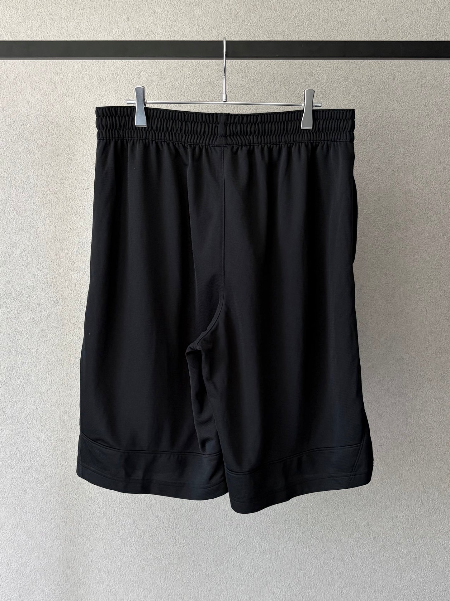 00's NIKE basketball shorts