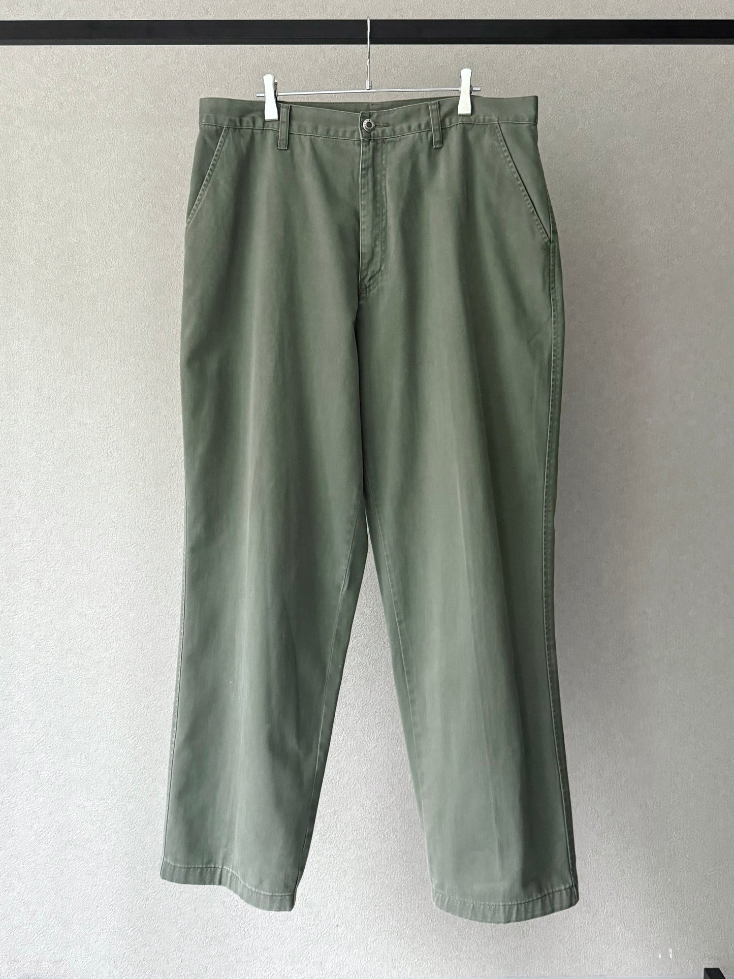 90's Levi's SilverTab chino pants