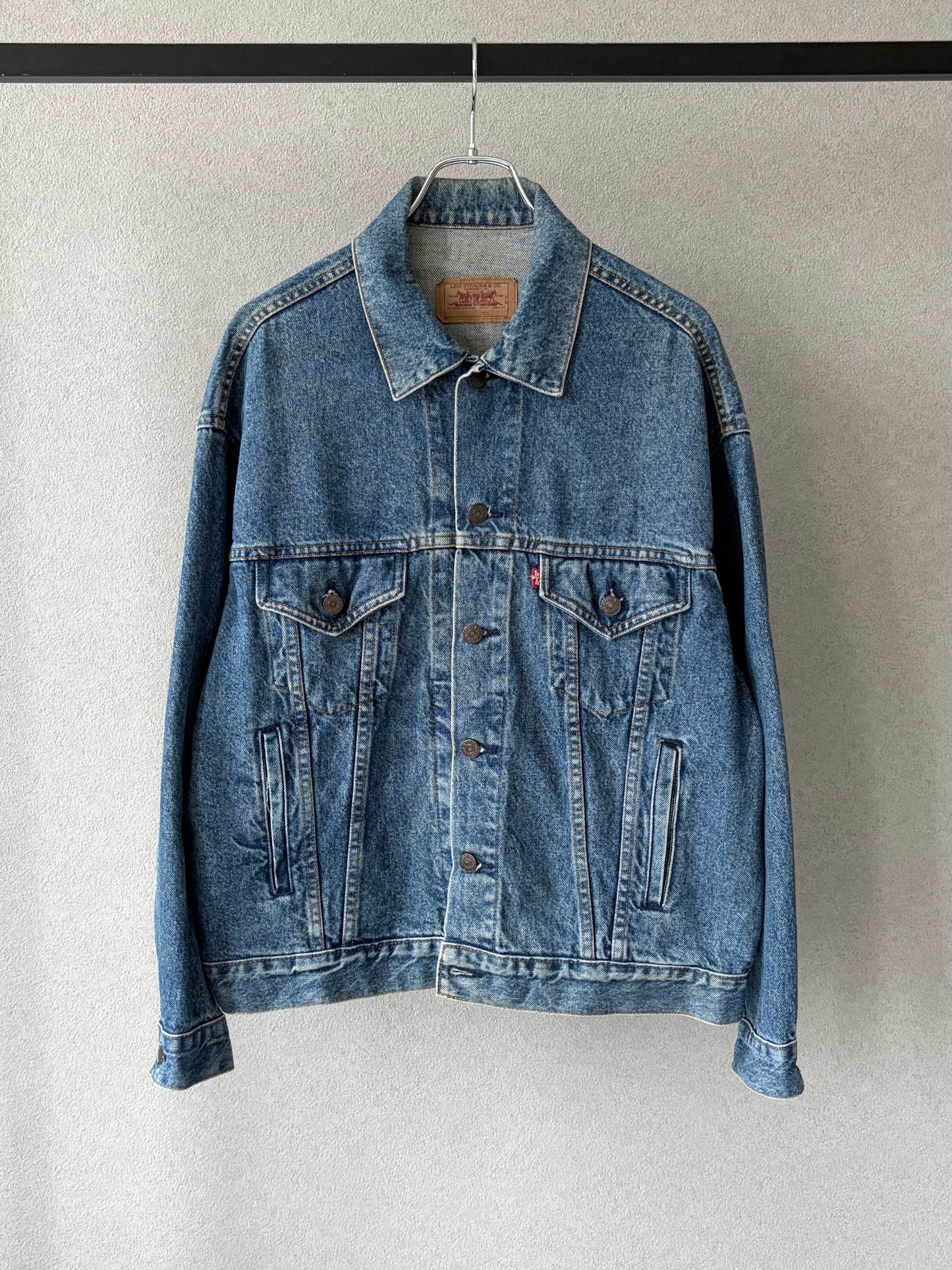 90's Levi's 70507 denim jacket "Made in USA"