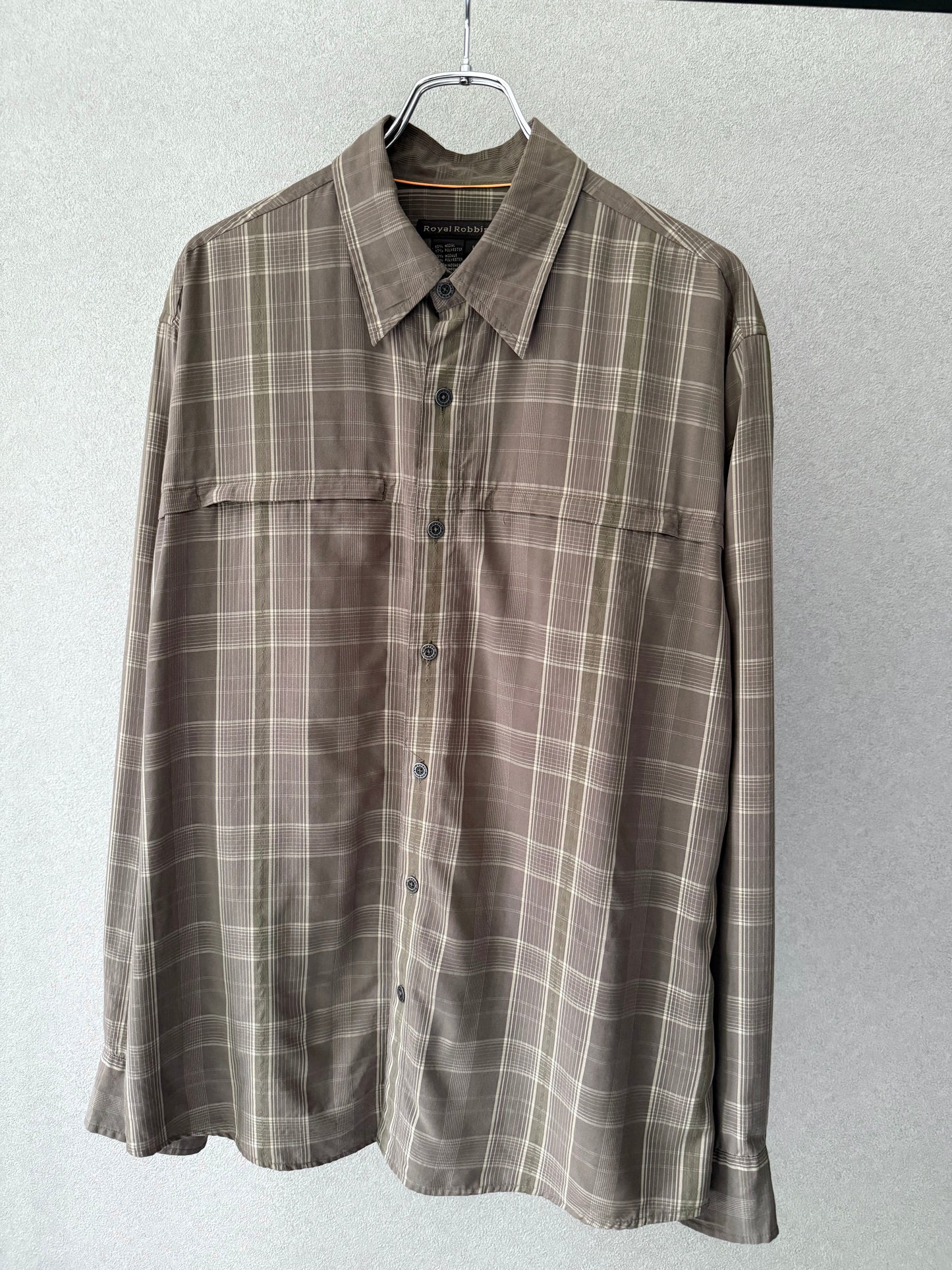 00's ROYAL ROBBINS rayon shirt