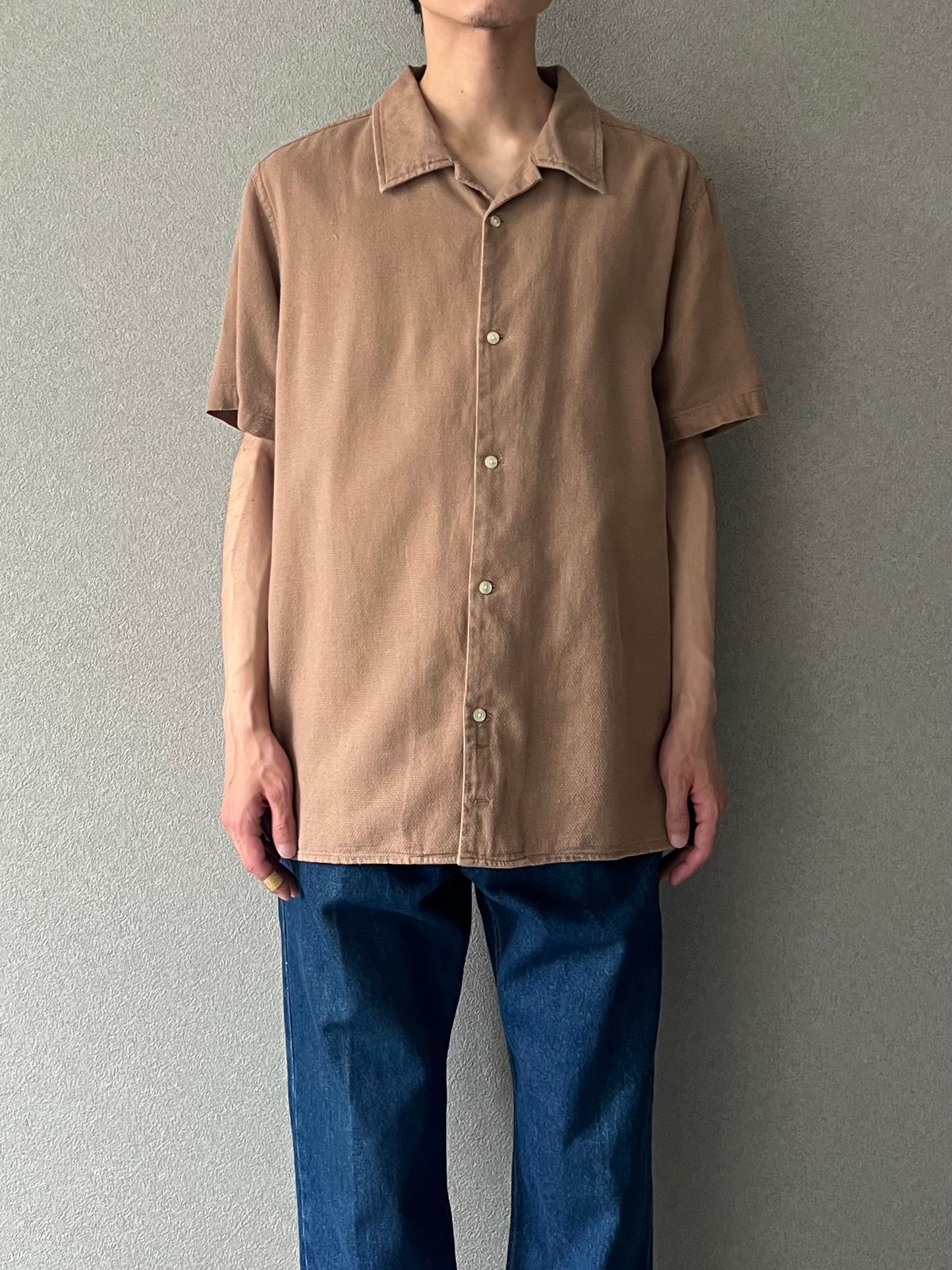 00's GAP open collar shirt
