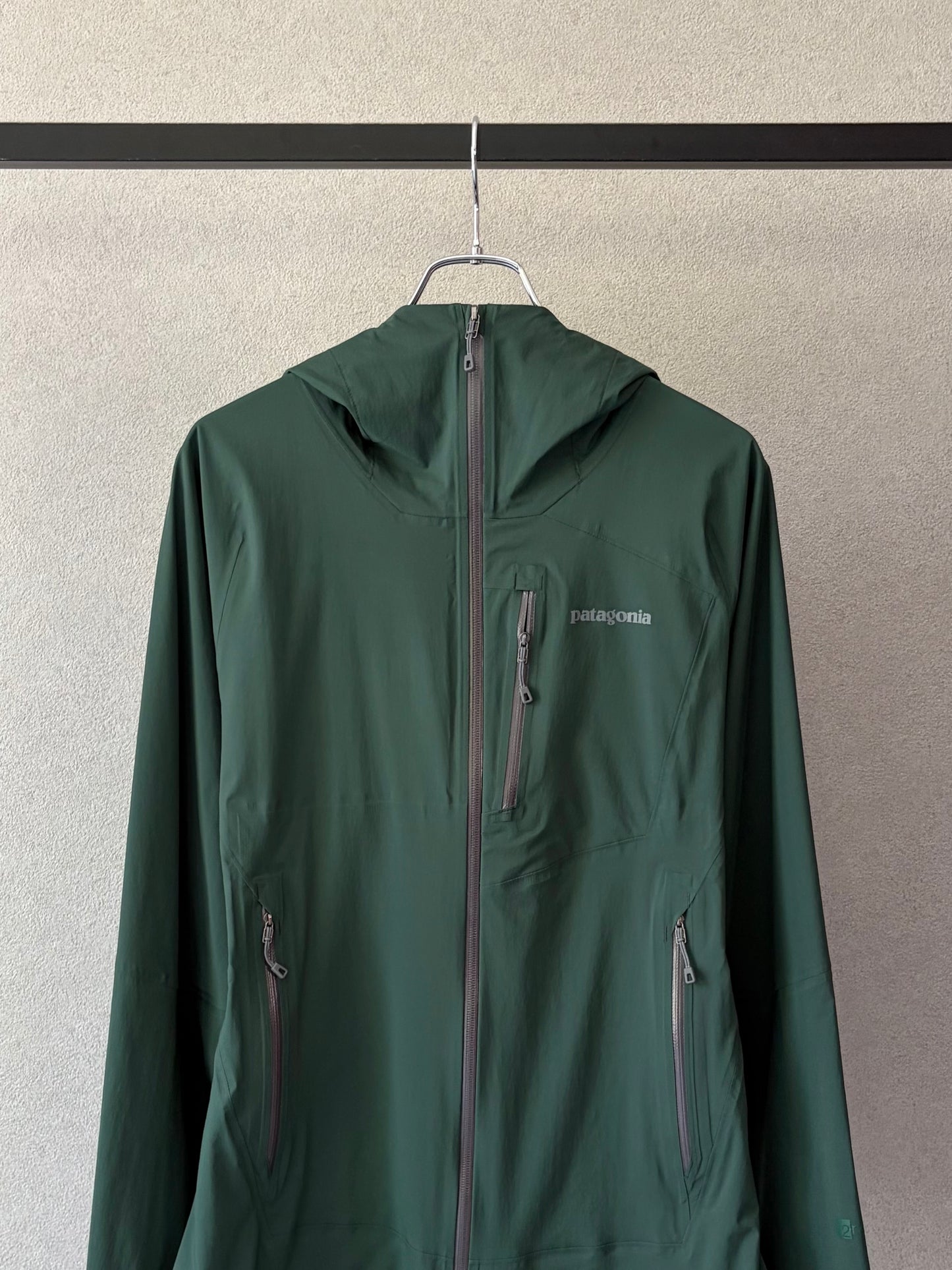10's patagonia nylon jacket