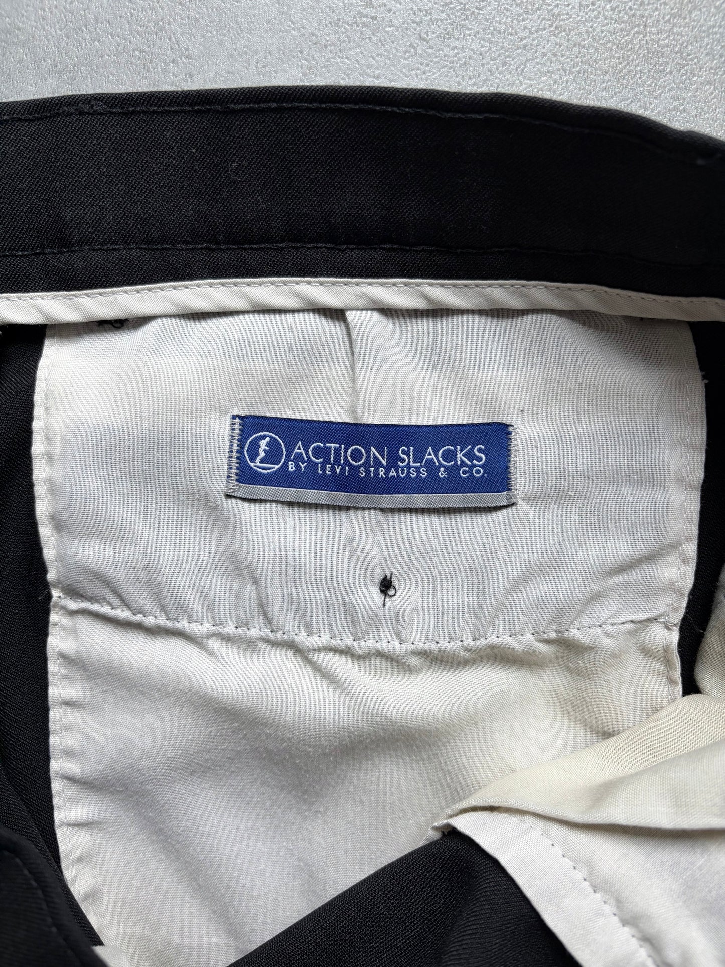 90's Levi's action slacks