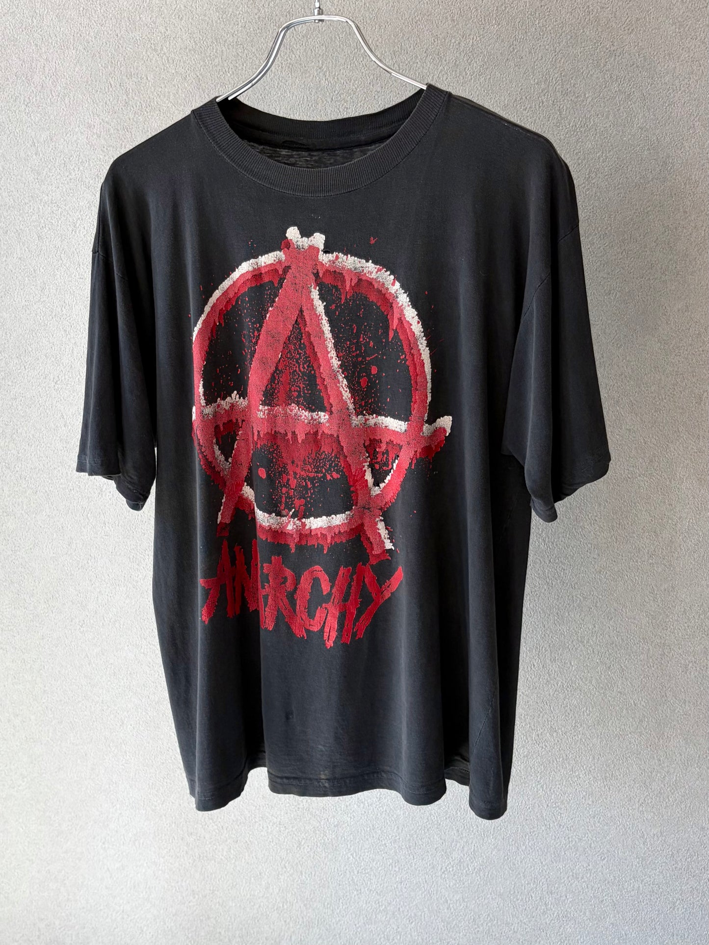 90's Anarchy Symbol print t-shirt