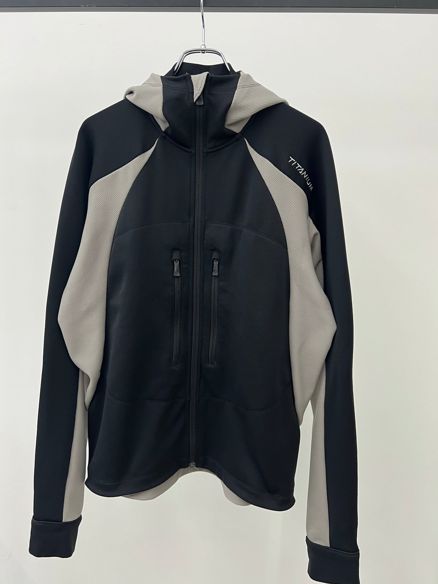 00's Columbia TITANIUM hooded jacket