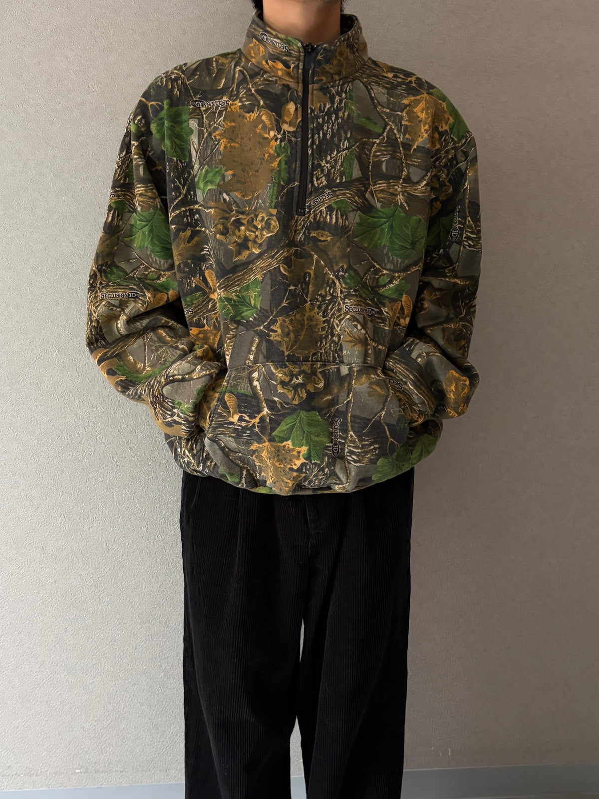 00's Cabela's half zip sweater