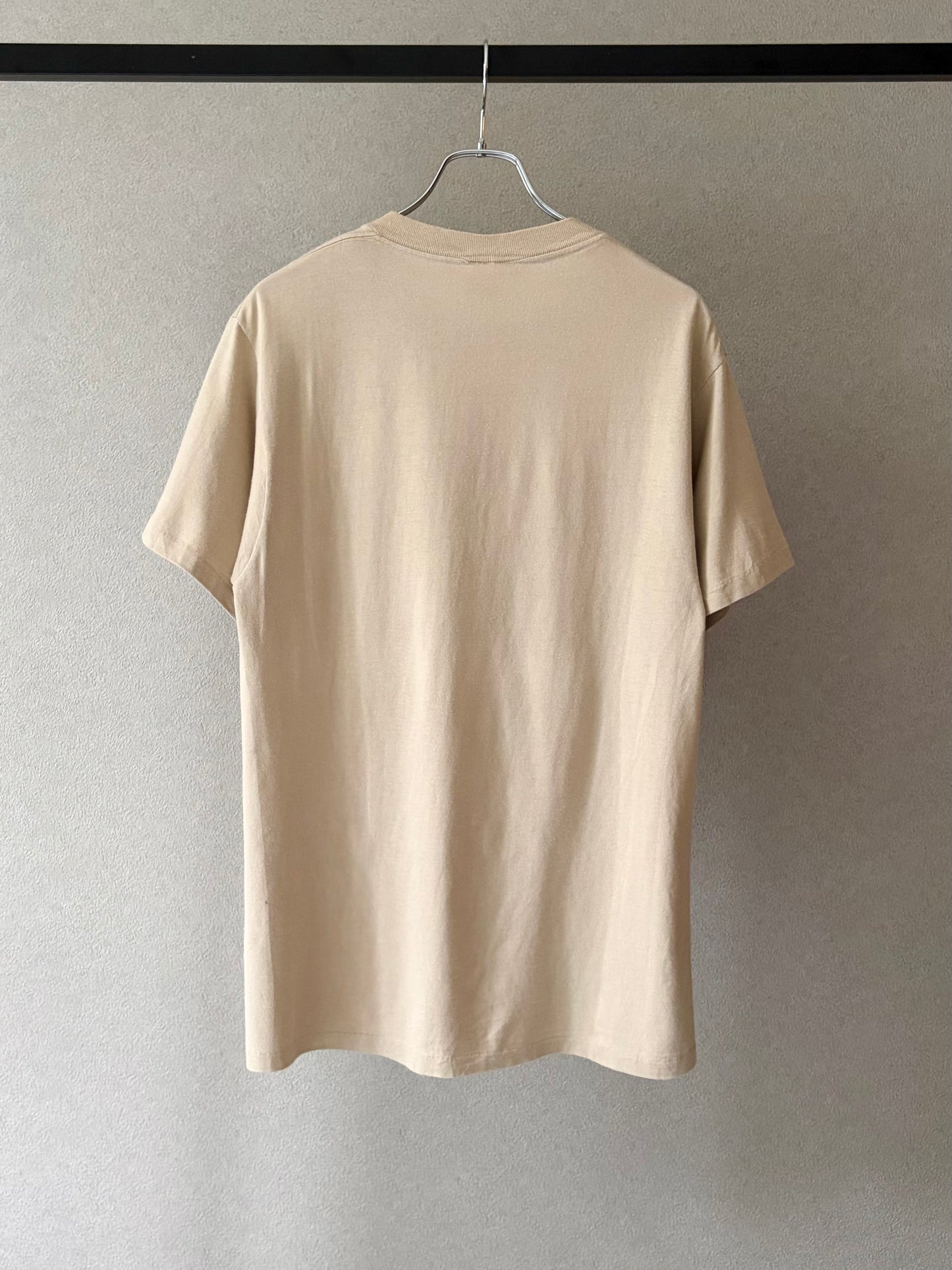 80's BANANA REPUBLIC print t-shirt "Made in USA"