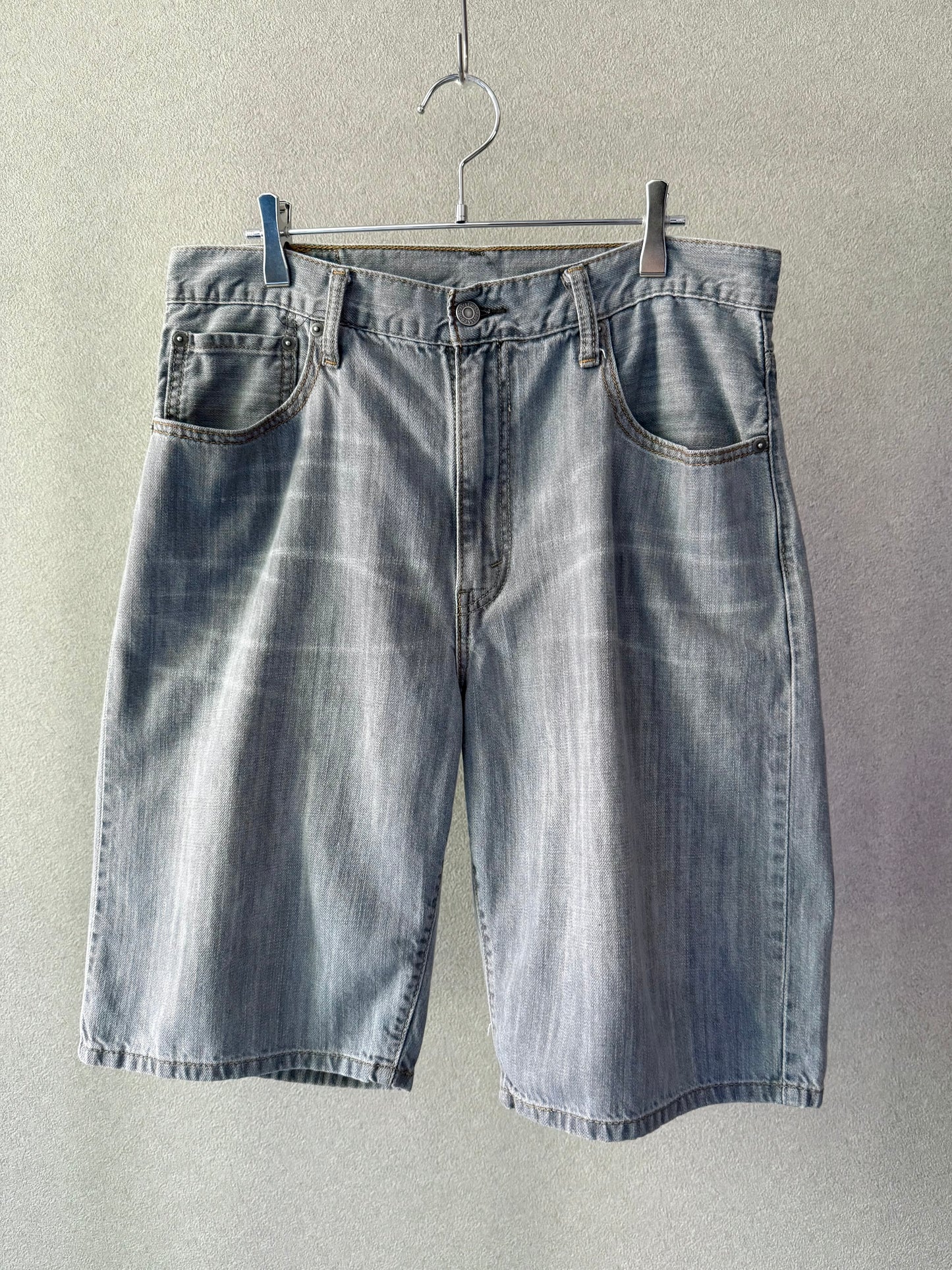 00's Levi's 569 denim shorts